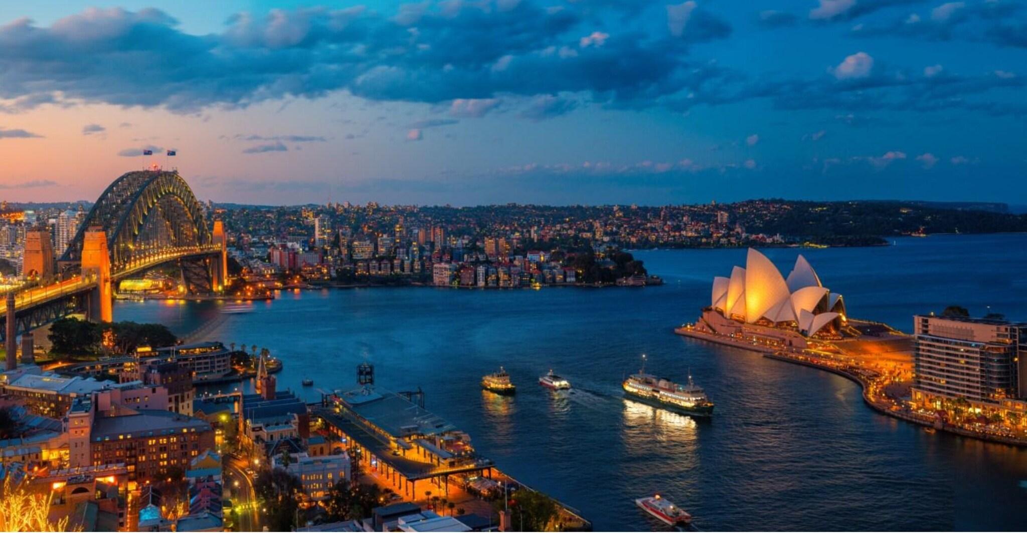 Four Seasons Hotel Sydney by null