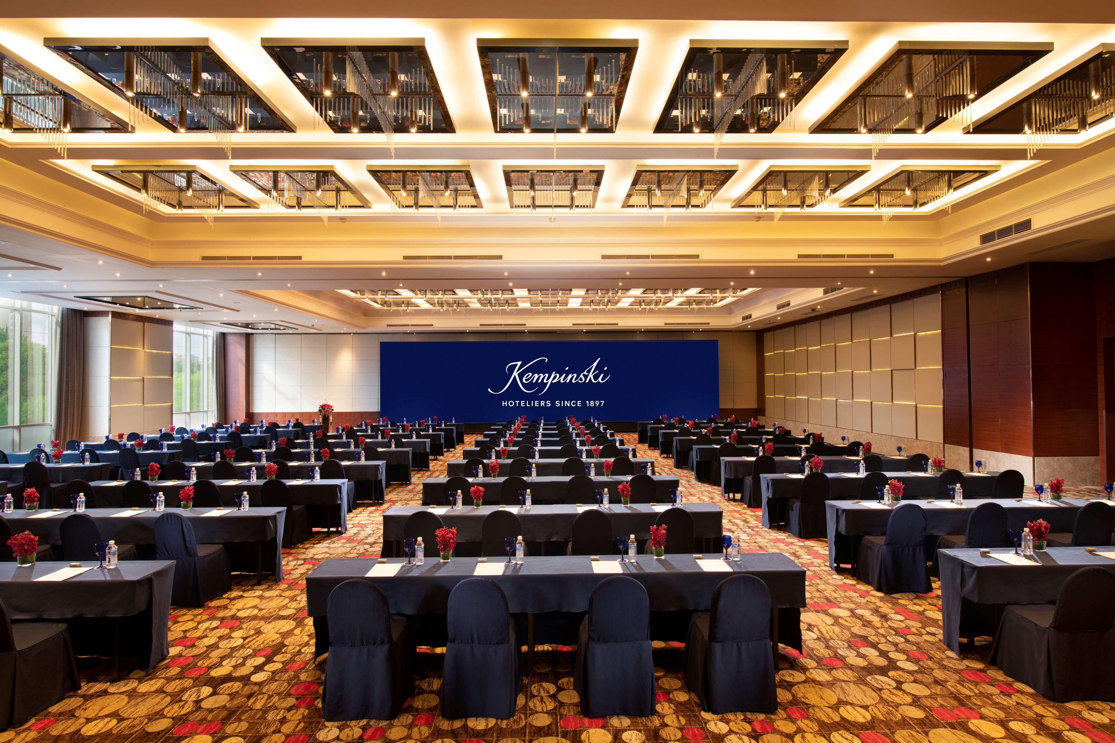 Kempinski Hotel Beijing Yansha Center by null