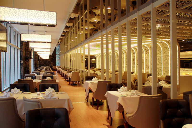 Central Hotel by null