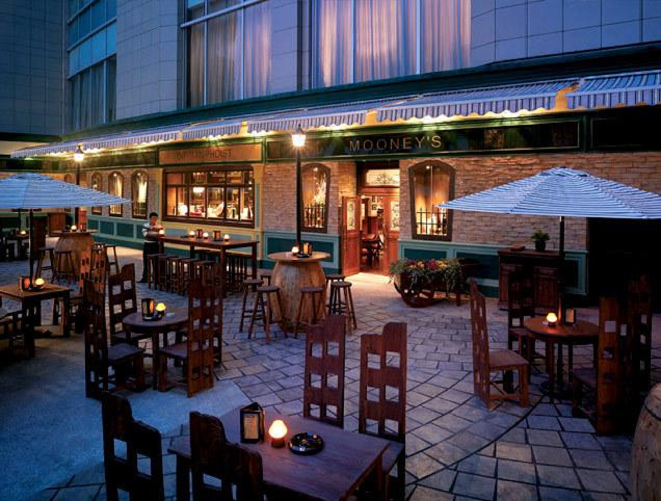 Shangri-La Hotel, Chengdu by null