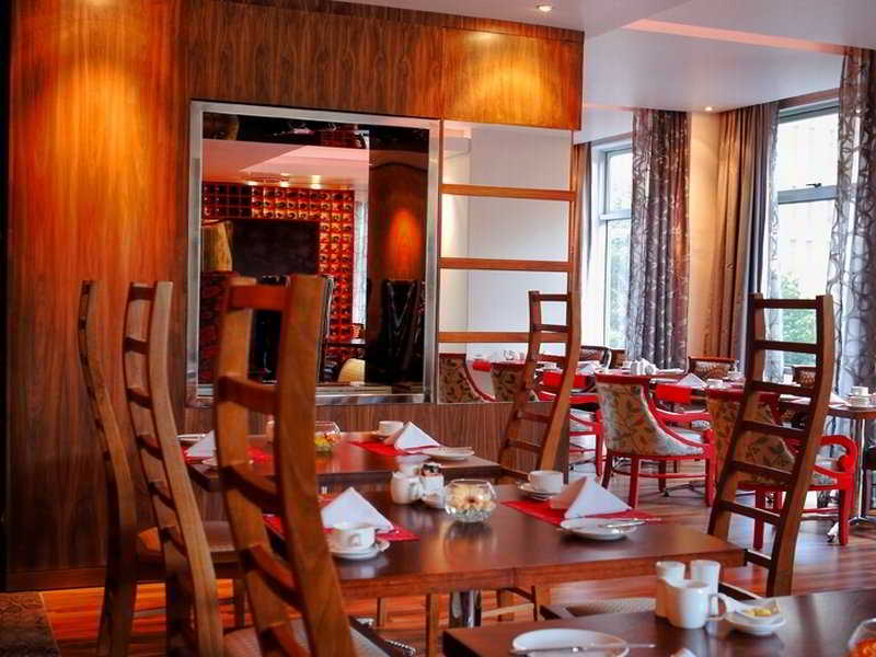 Townhouse Hotel