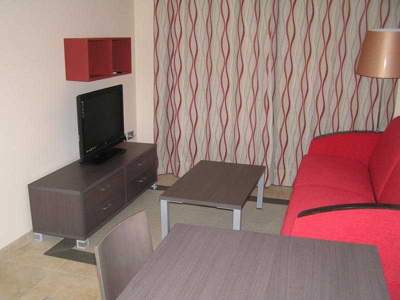 Bardon Golden Coast Aparthotel