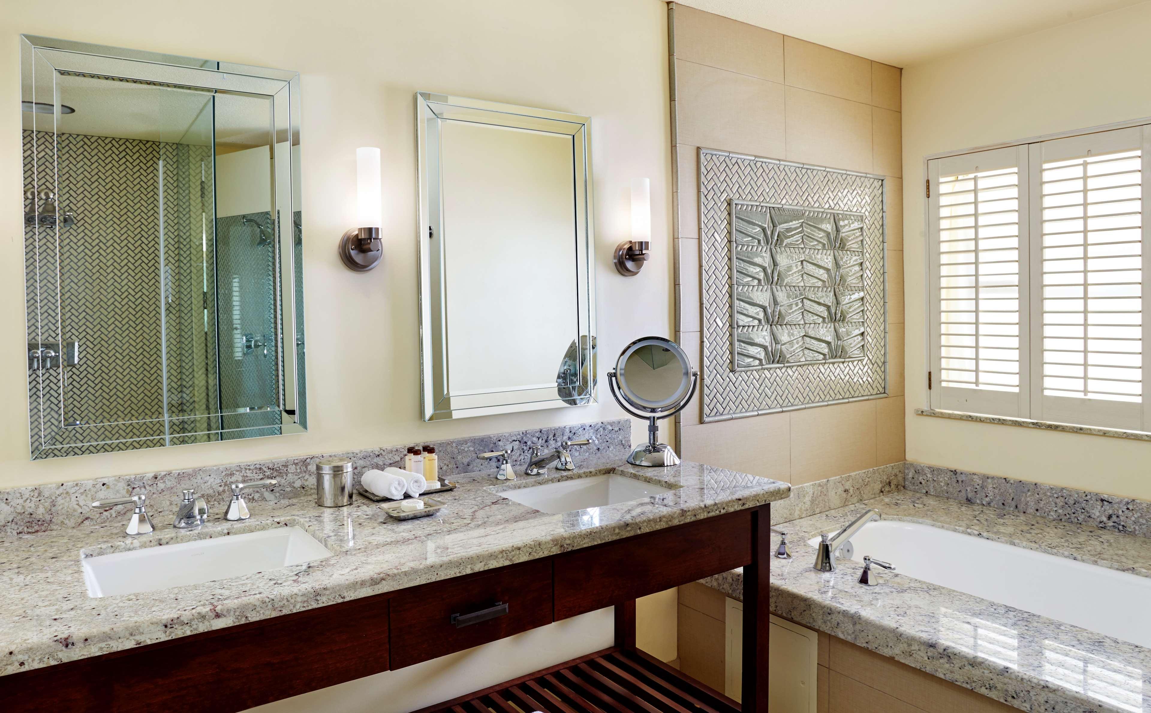 Arizona Biltmore, LXR Hotels & Resorts by null