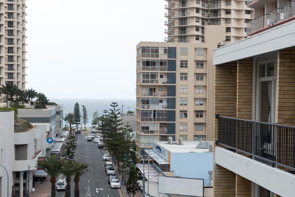 Bunk Surfers Paradise