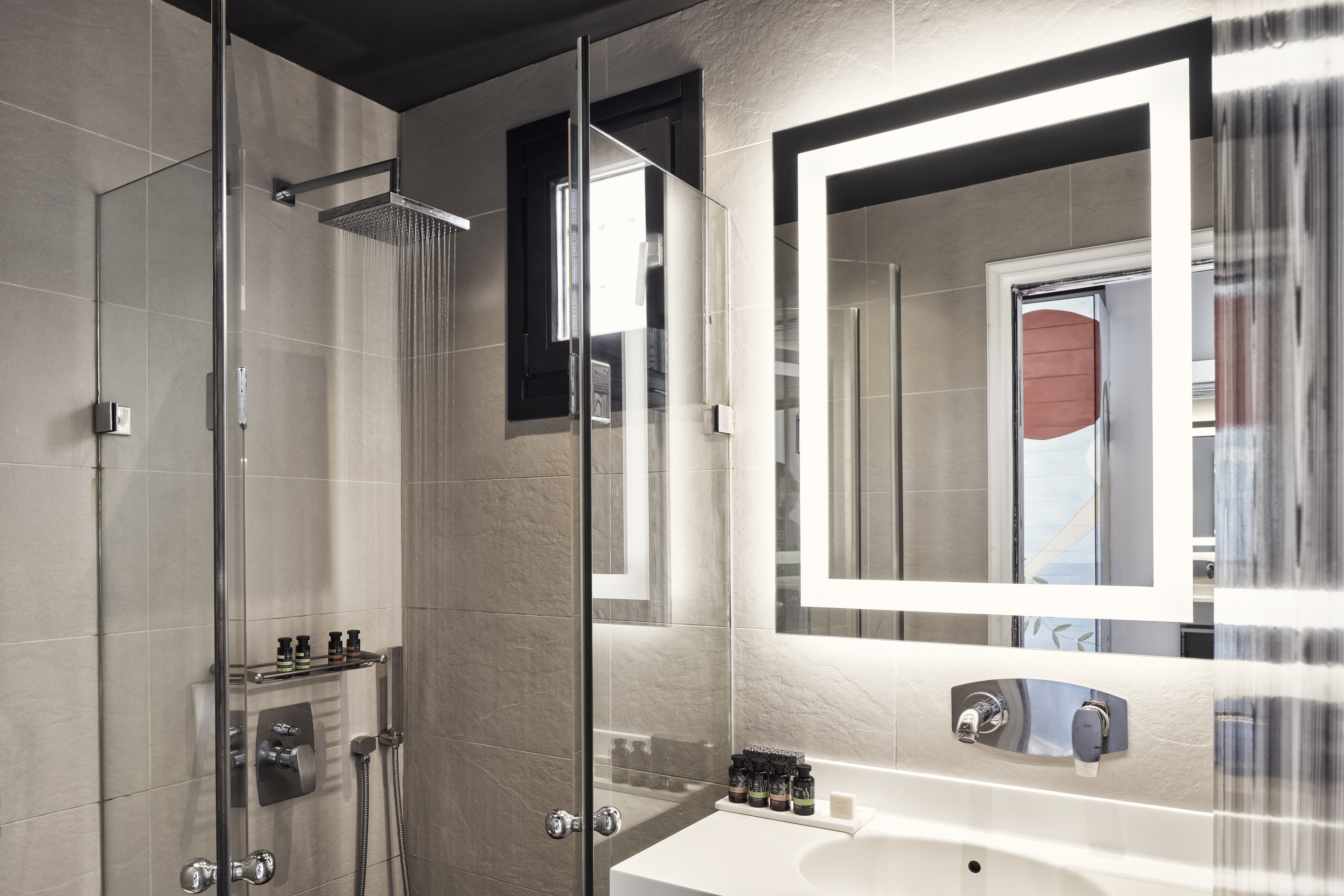 Liostasi Ios Hotel & Suites