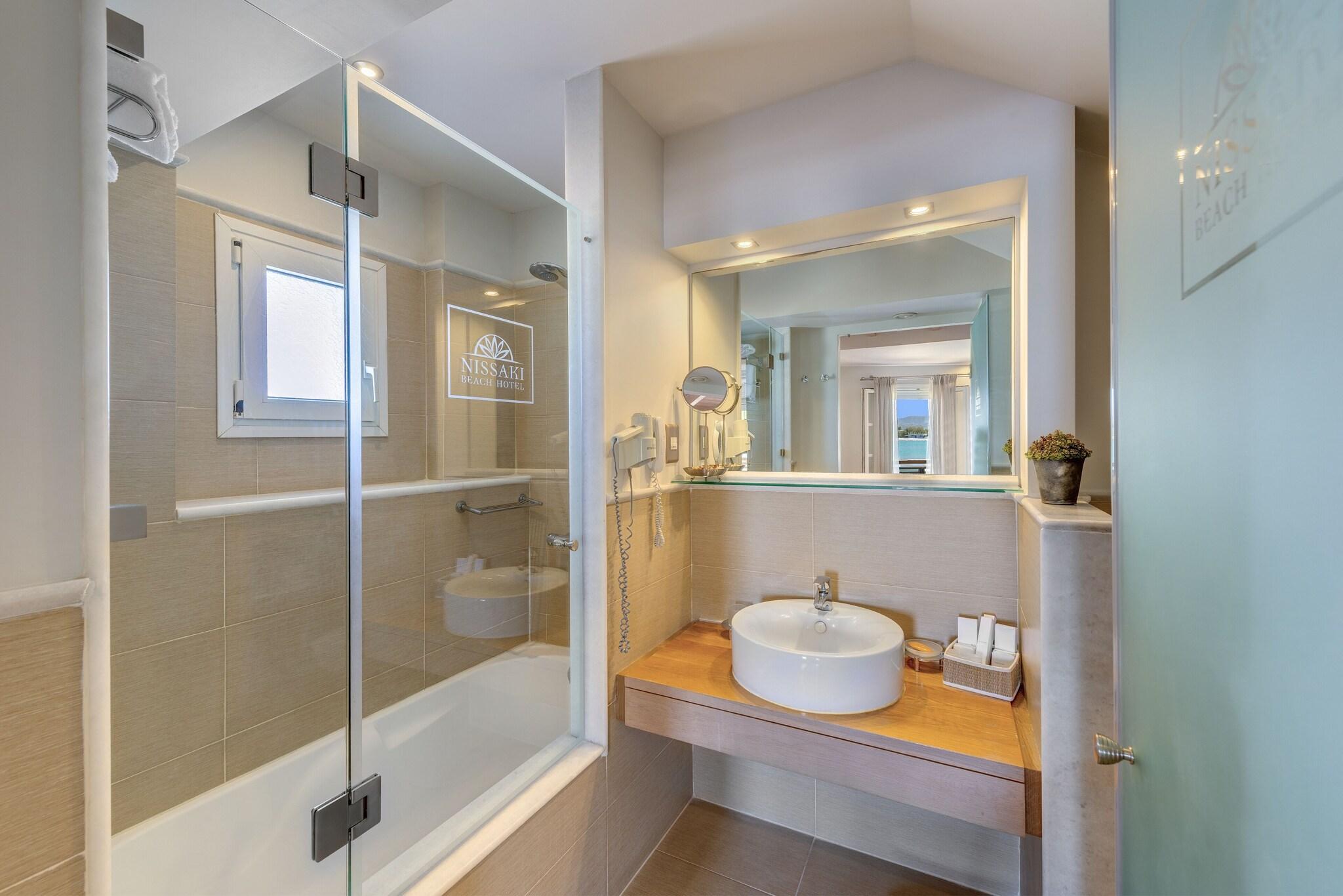 Nissaki Beach Hotel by null