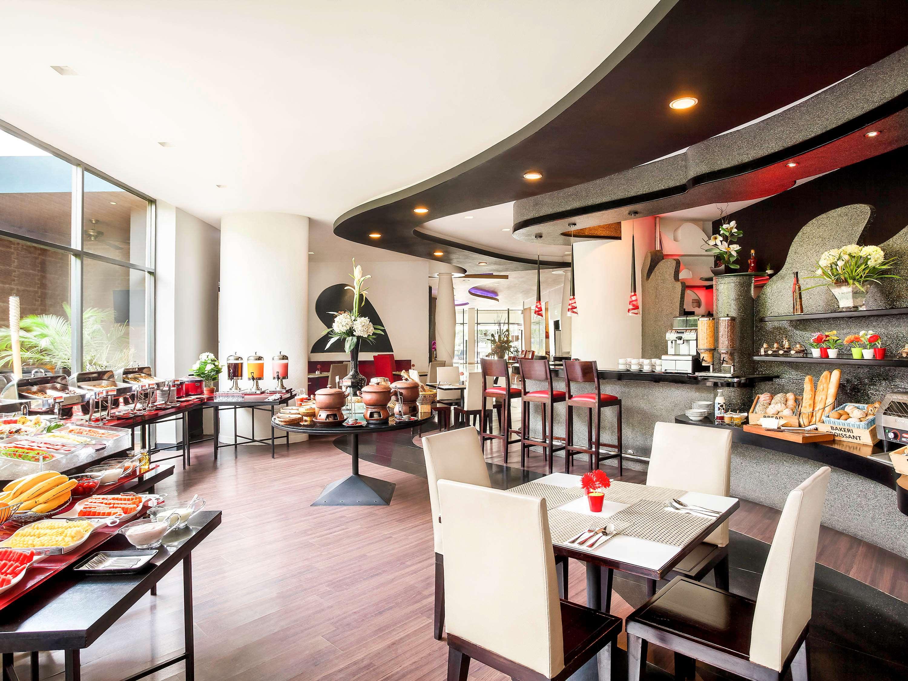 Horison Arcadia Wahid Hasyim Jakarta by null