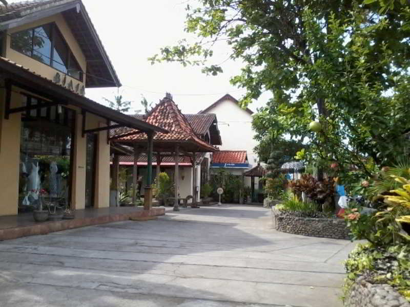 Gazebo Beach - photo
