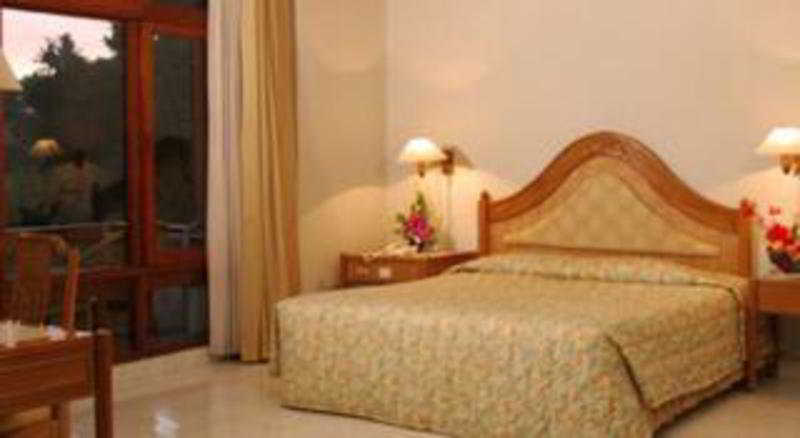 Peneeda View beach hotel by null