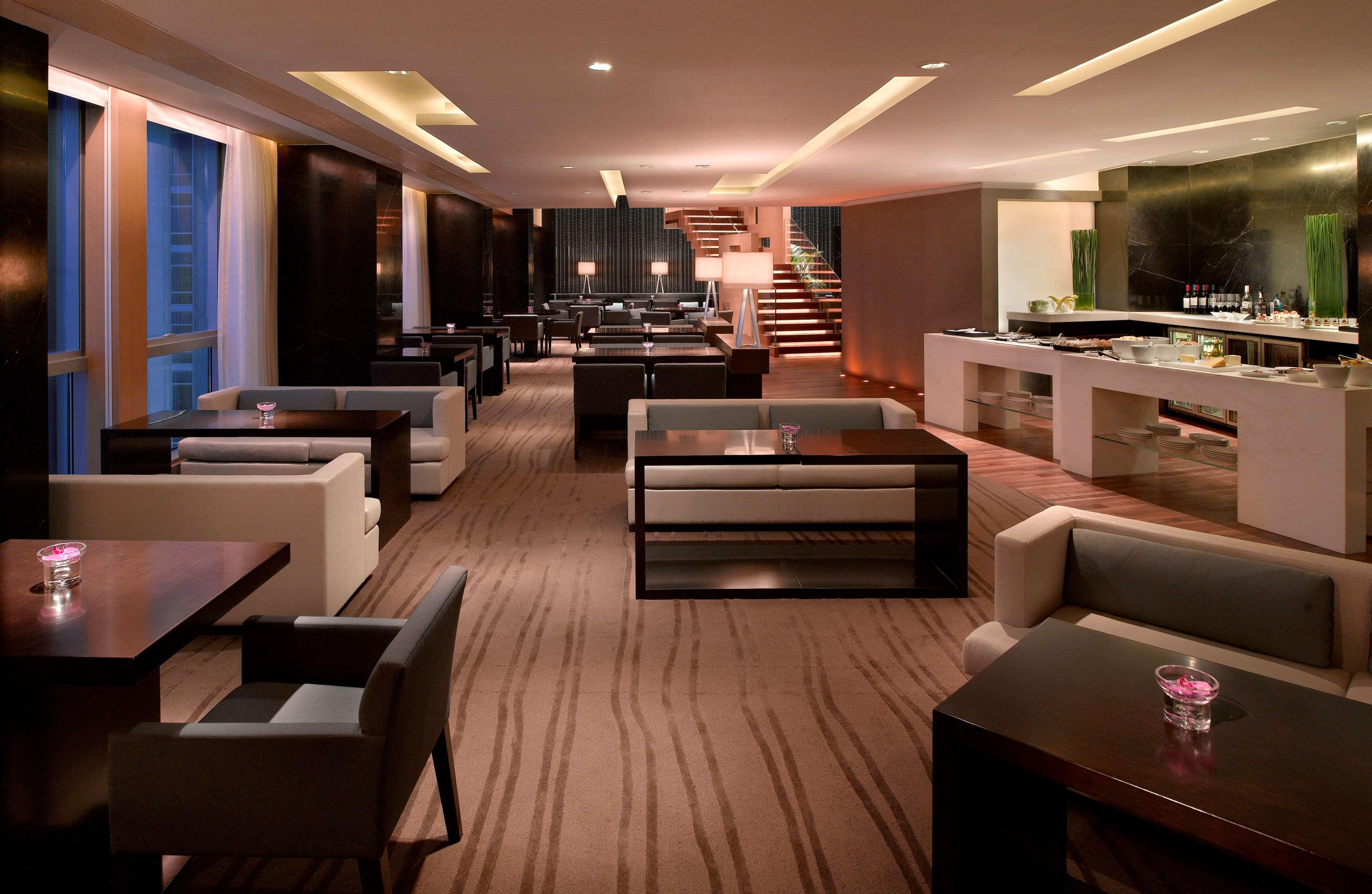 Grand Hyatt Guangzhou by null