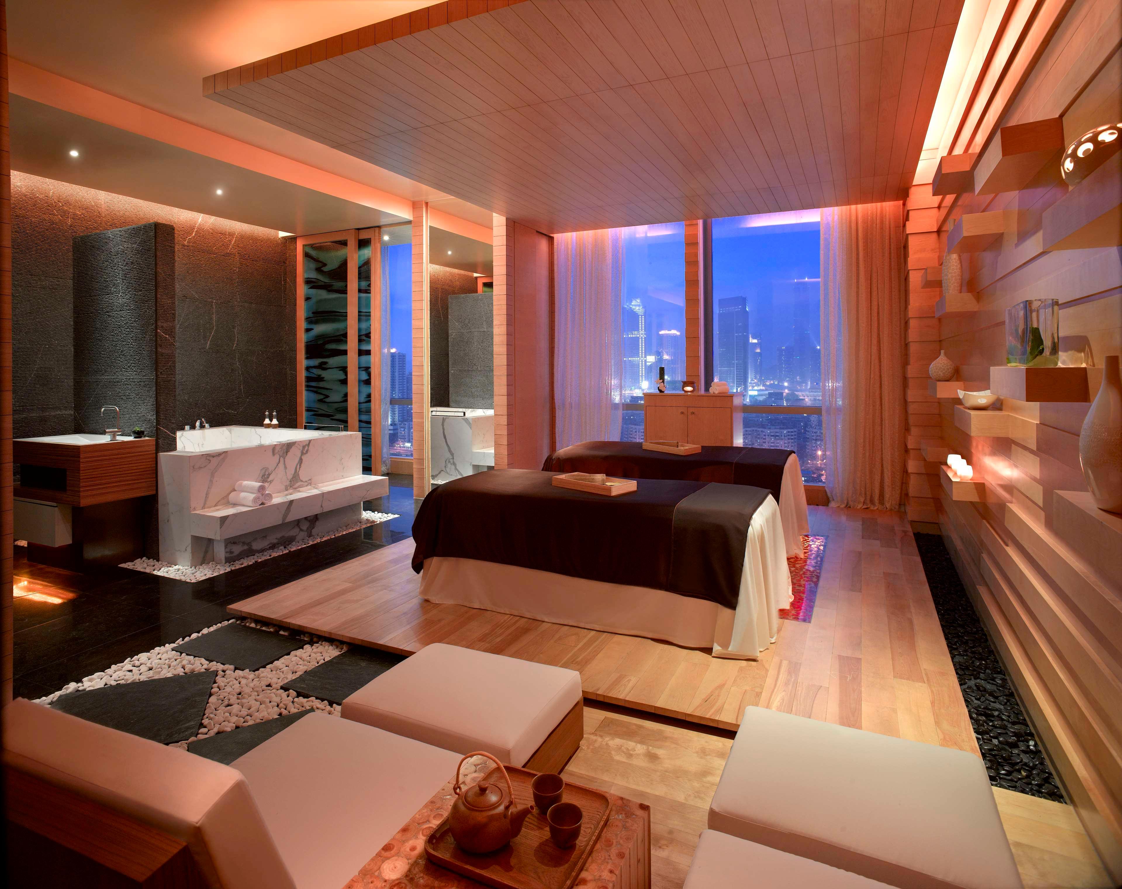 Grand Hyatt Guangzhou by null