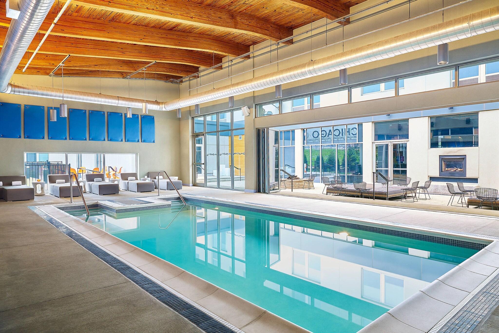 Aloft Chicago O'Hare by null