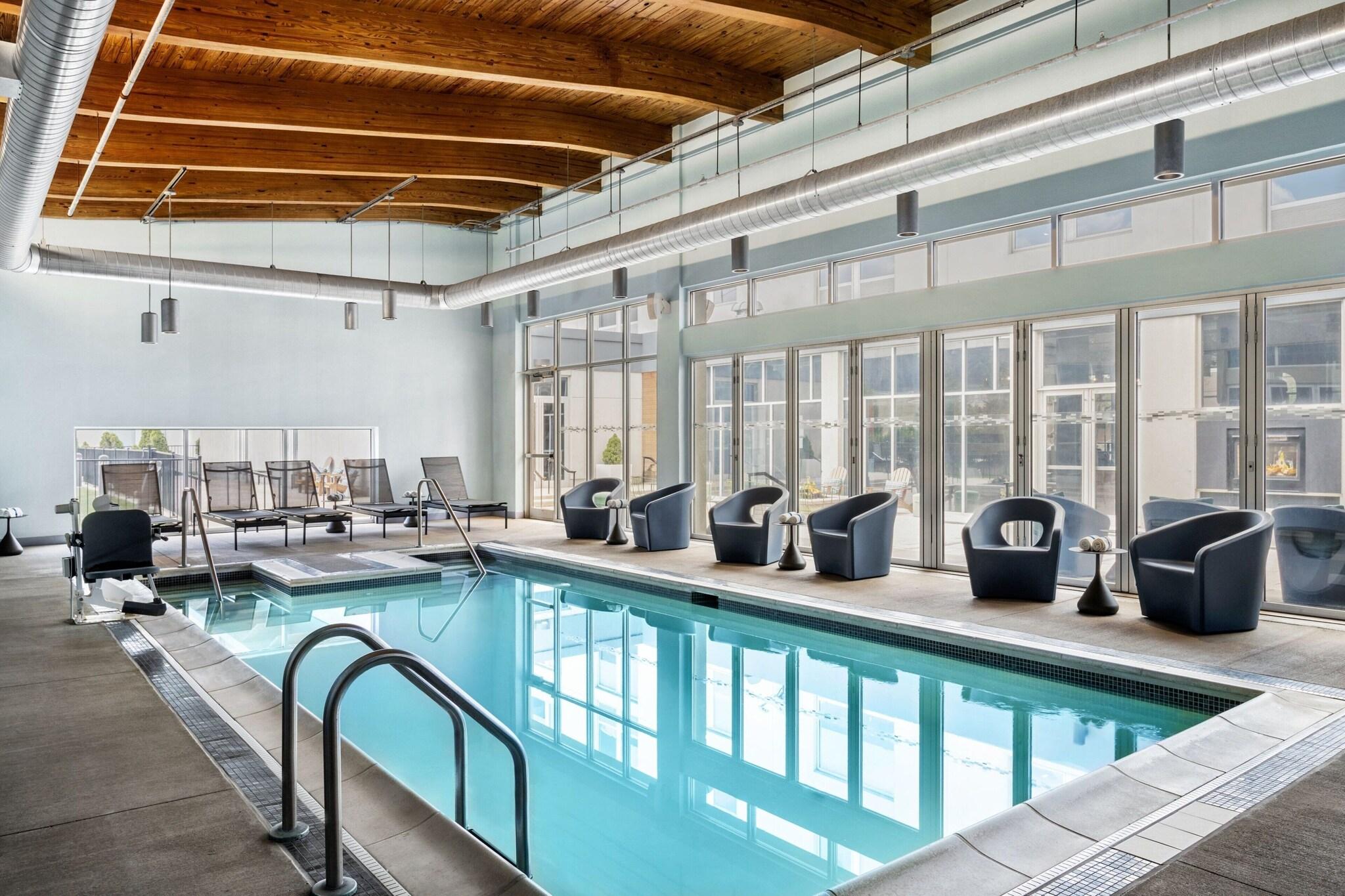 Aloft Chicago O'Hare by null