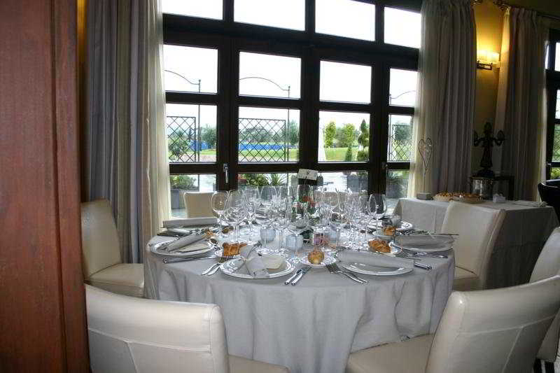 Villa Nazules Hipica & Spa