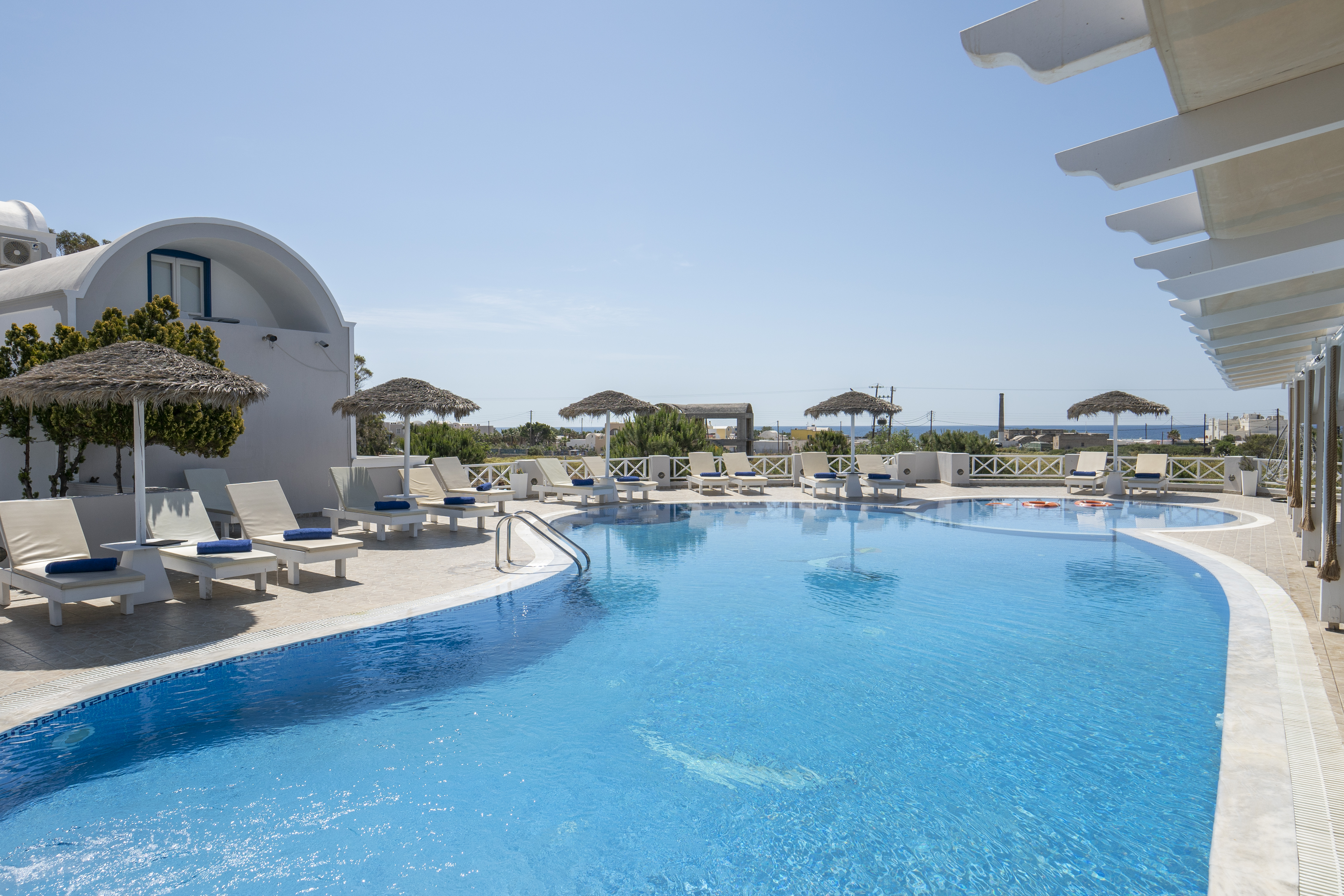 Bella Santorini - photo