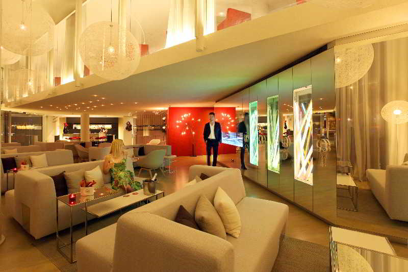 Hotel Cram Barcelona by null