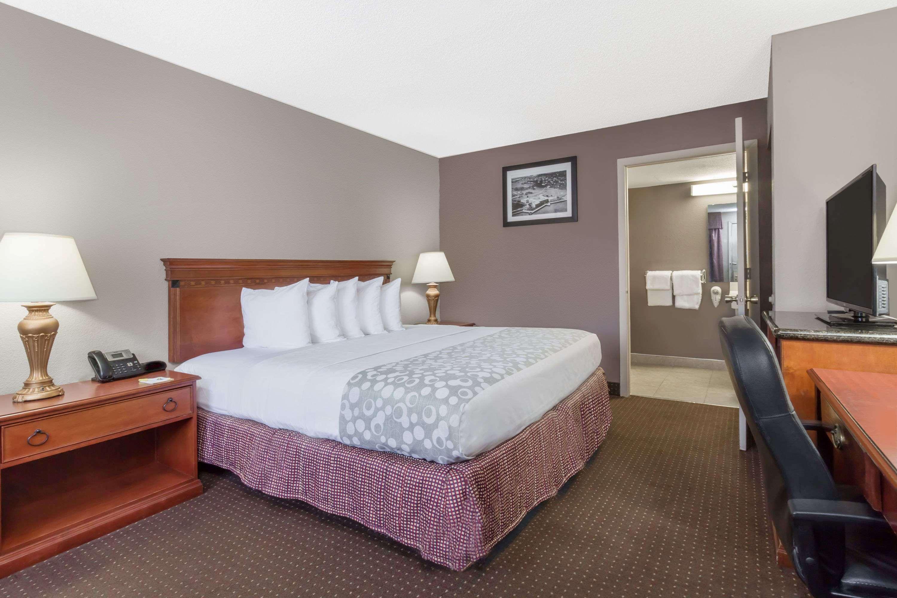 Quad room