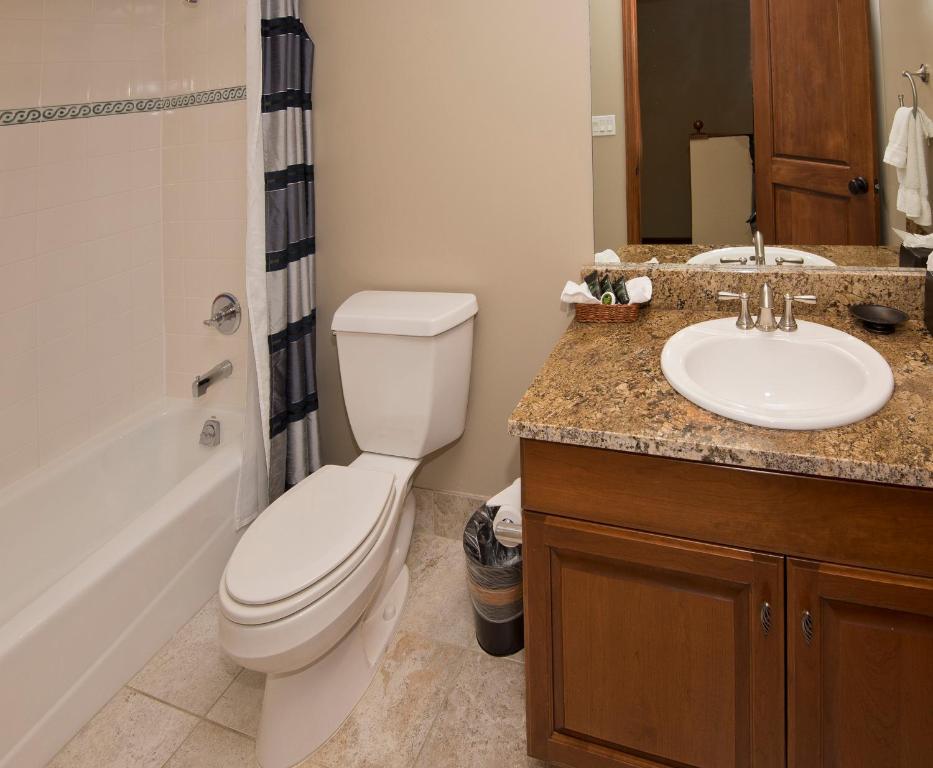 St. James Place by null