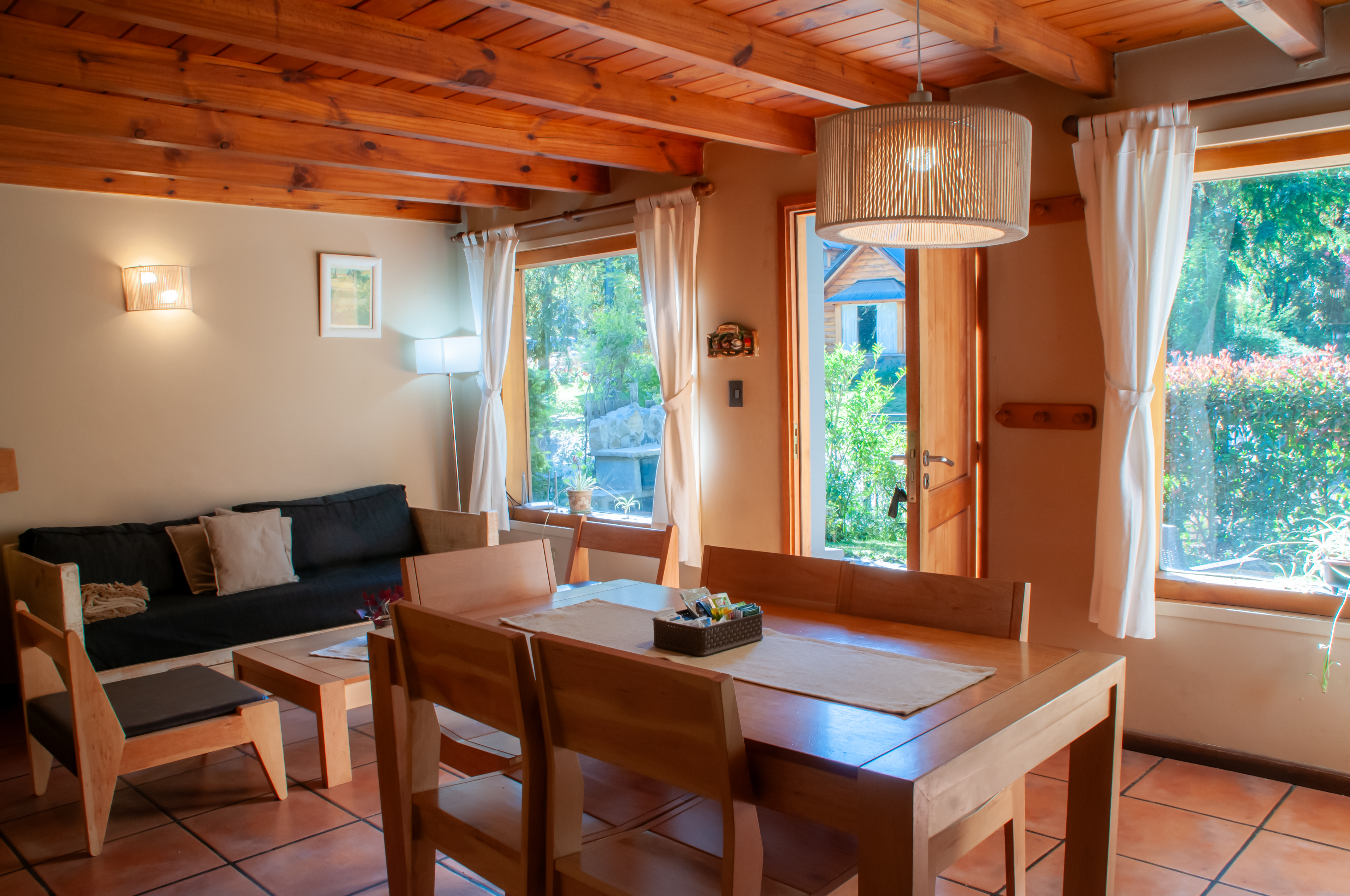Las Cumbres Apart. & Suites 