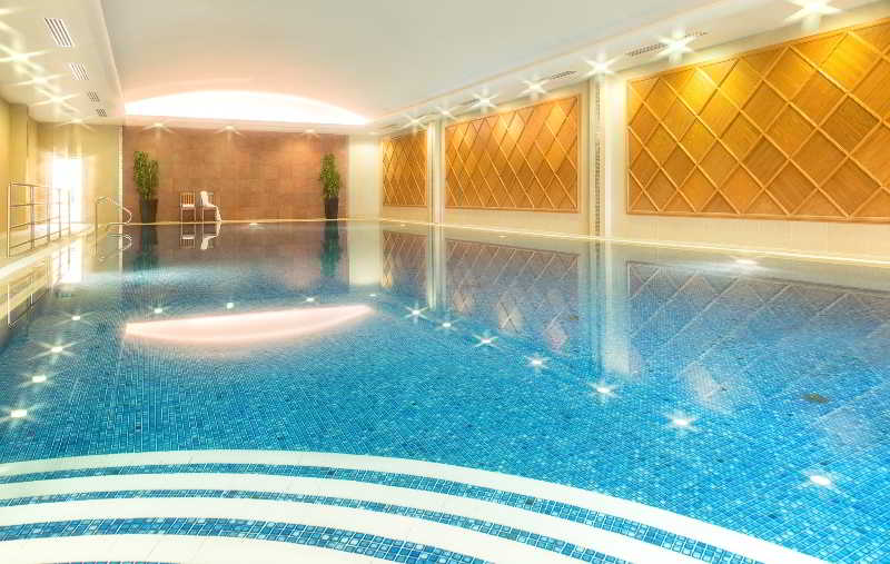 The Killarney Park by null