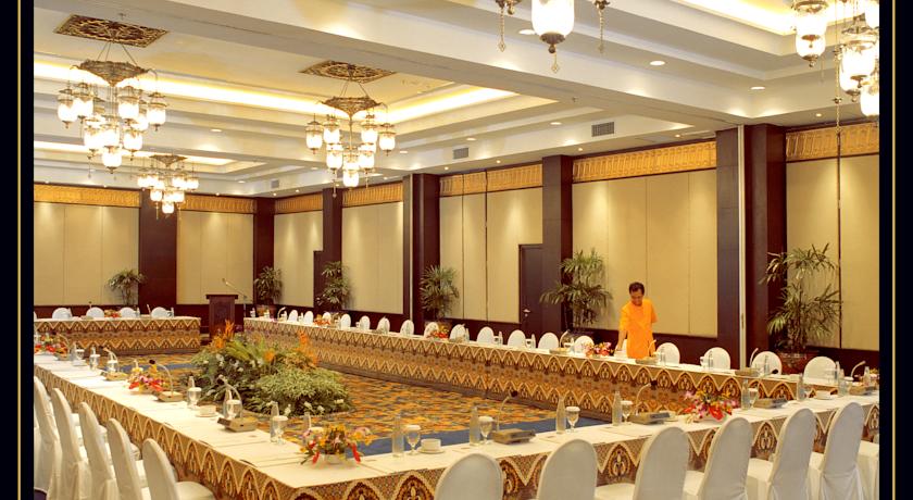 The Phoenix Hotel Yogyakarta - Handwritten Collection by null