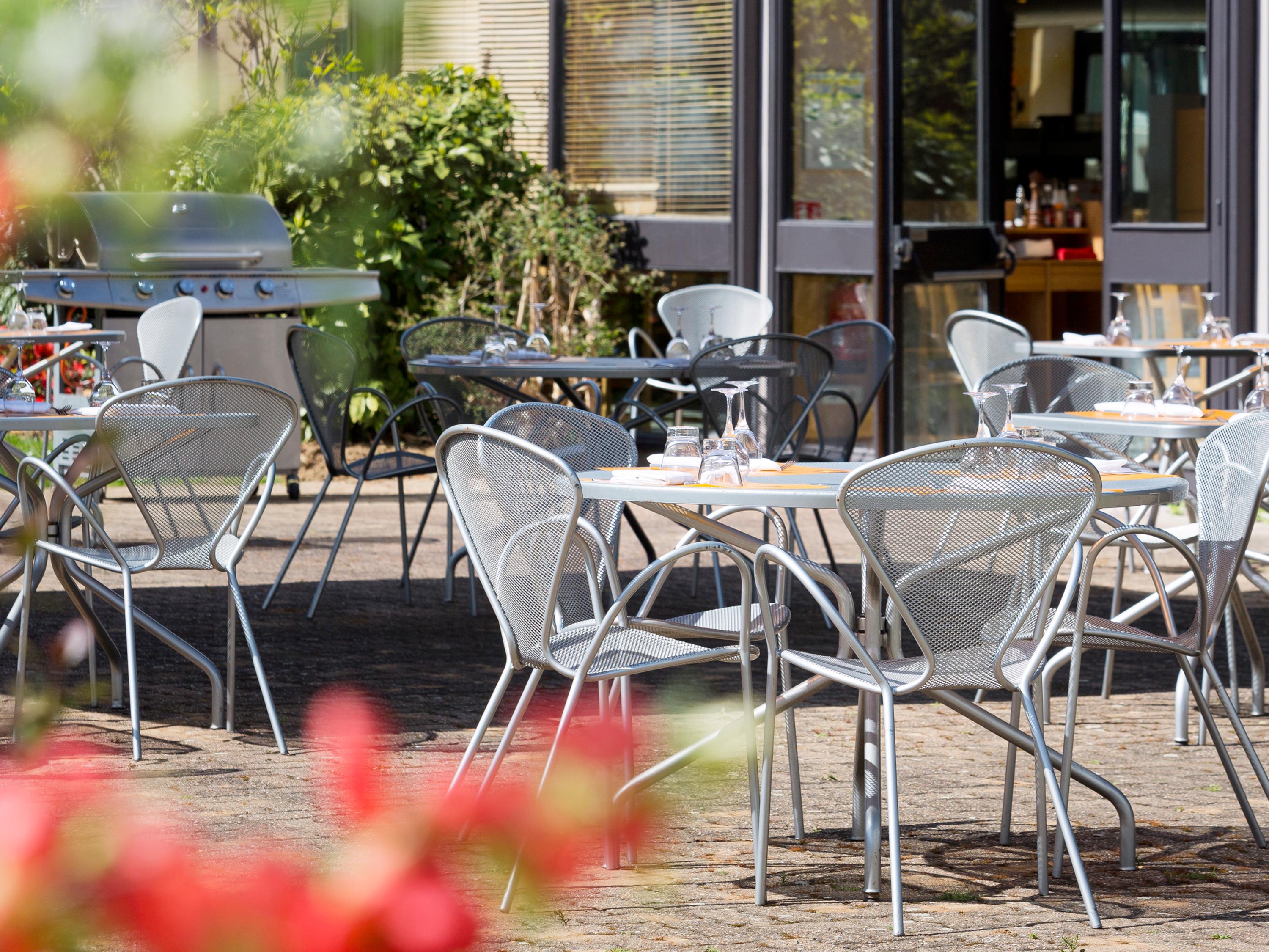 Mercure Paris Le Bourget Hotel - photo