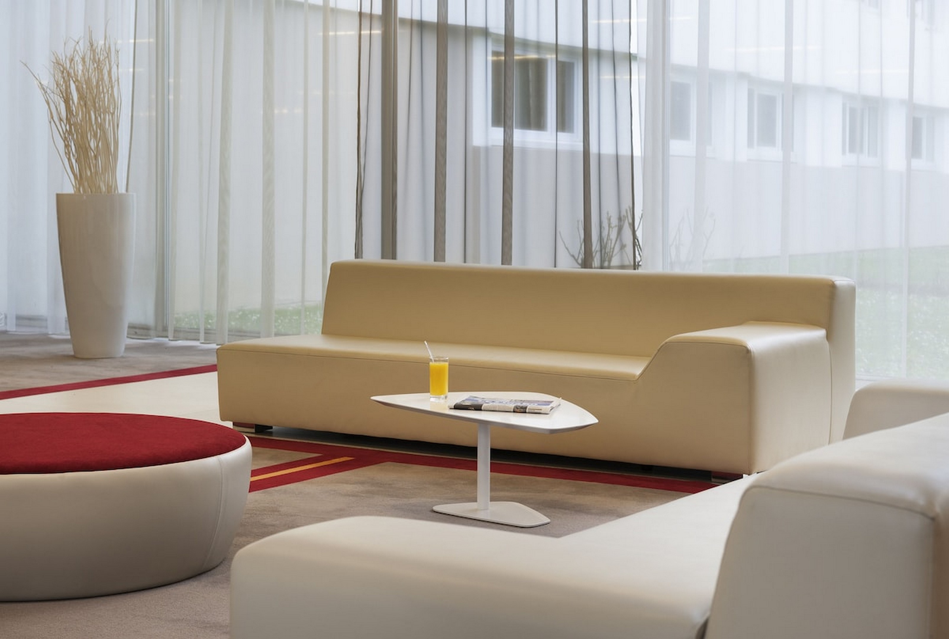 Mercure Paris Le Bourget Hotel - photo