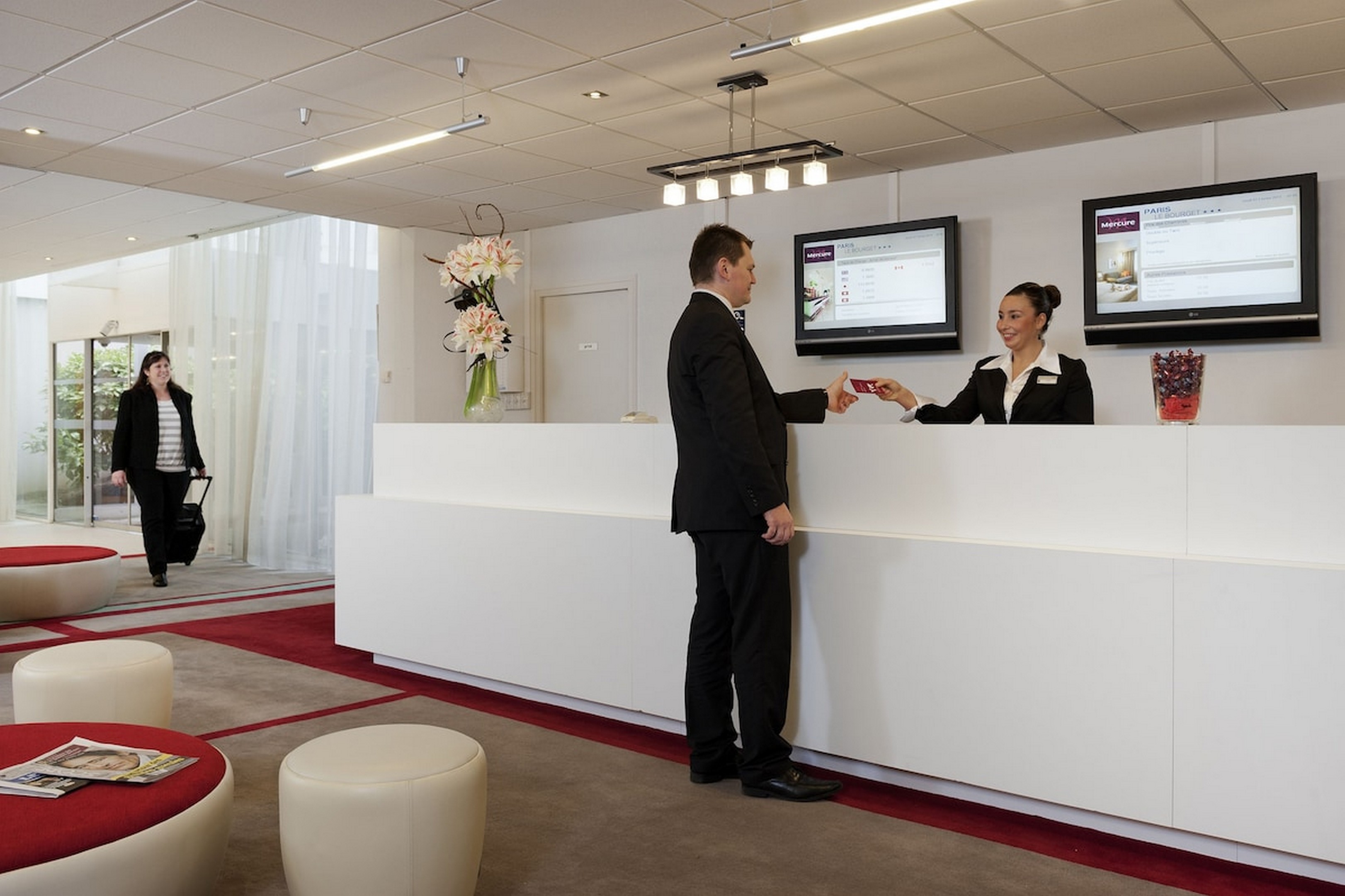 Mercure Paris Le Bourget Hotel - photo