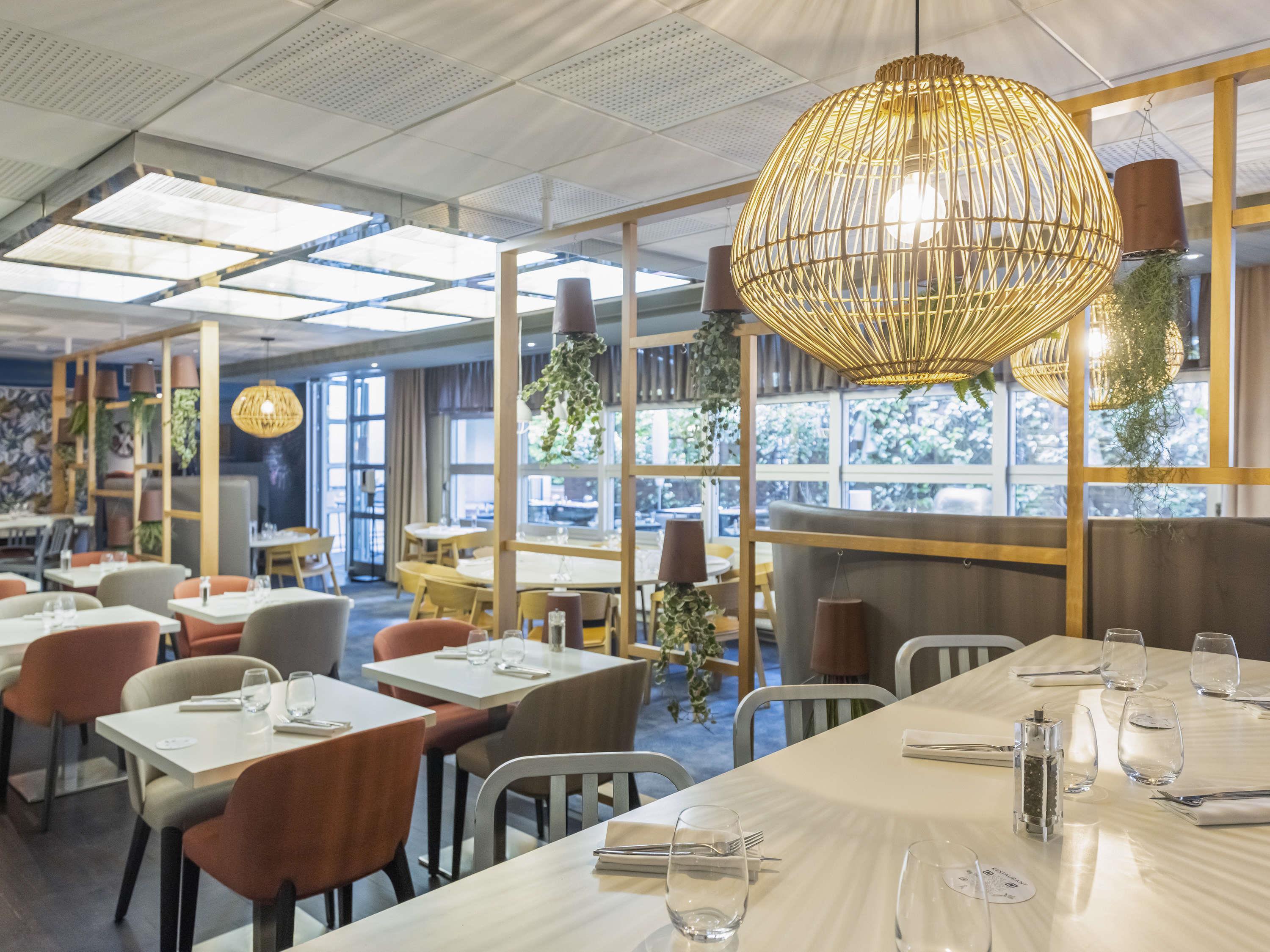 Hôtel Mercure Paris Massy Gare TGV - photo