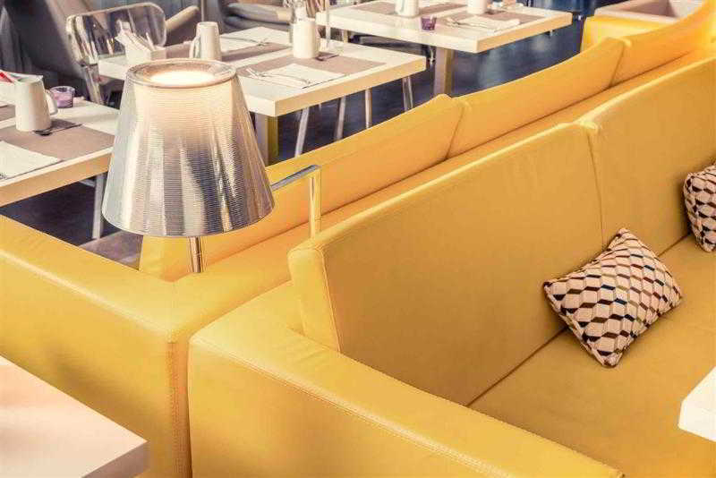 Hôtel Mercure Paris Massy Gare TGV - photo