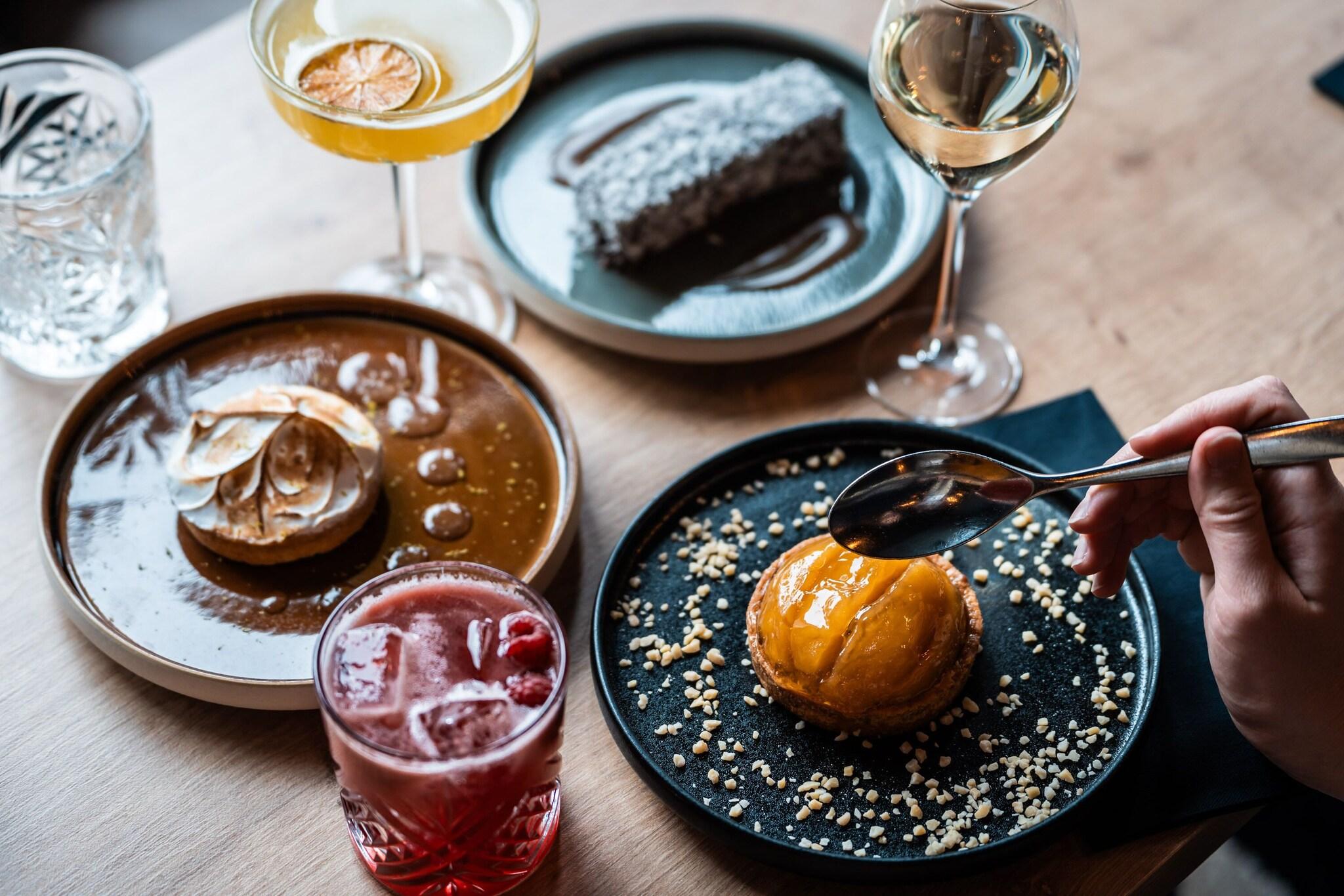 FAHRENHEIT SEVEN VAL THORENS by null