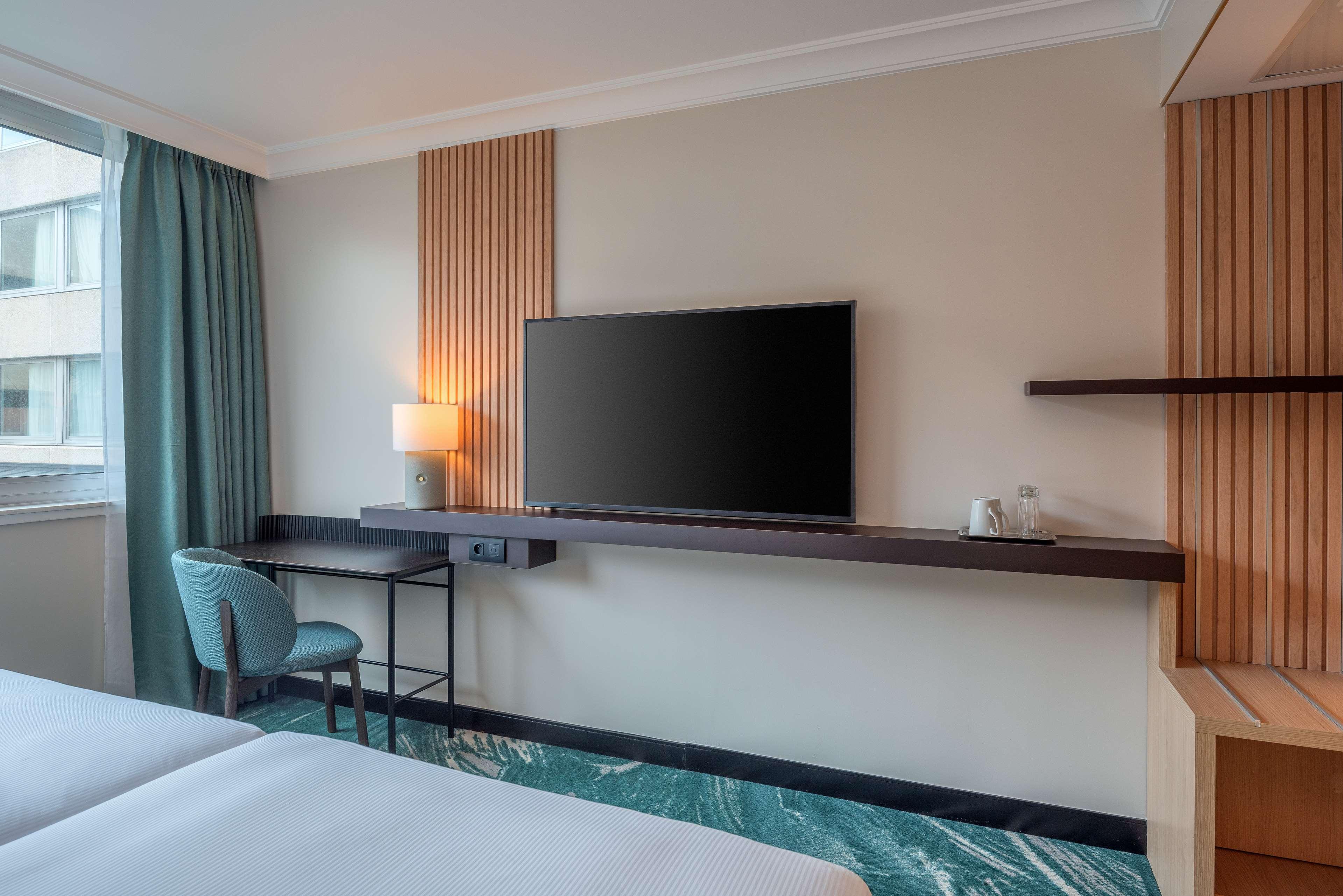 Doubletree By Hilton Paris- Bougival