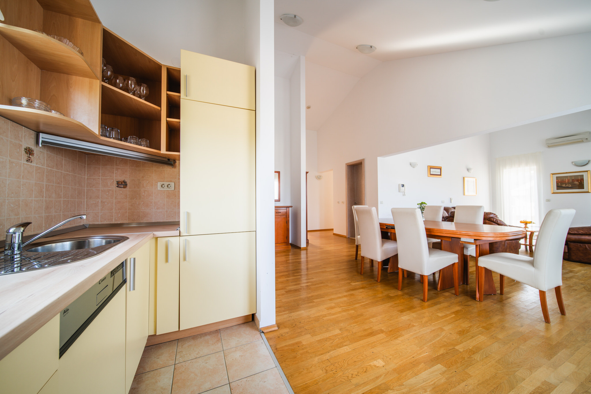 Pervanovo Apartments