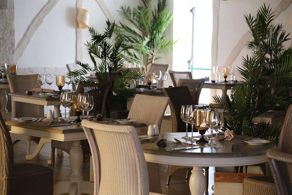 La Place Hotel