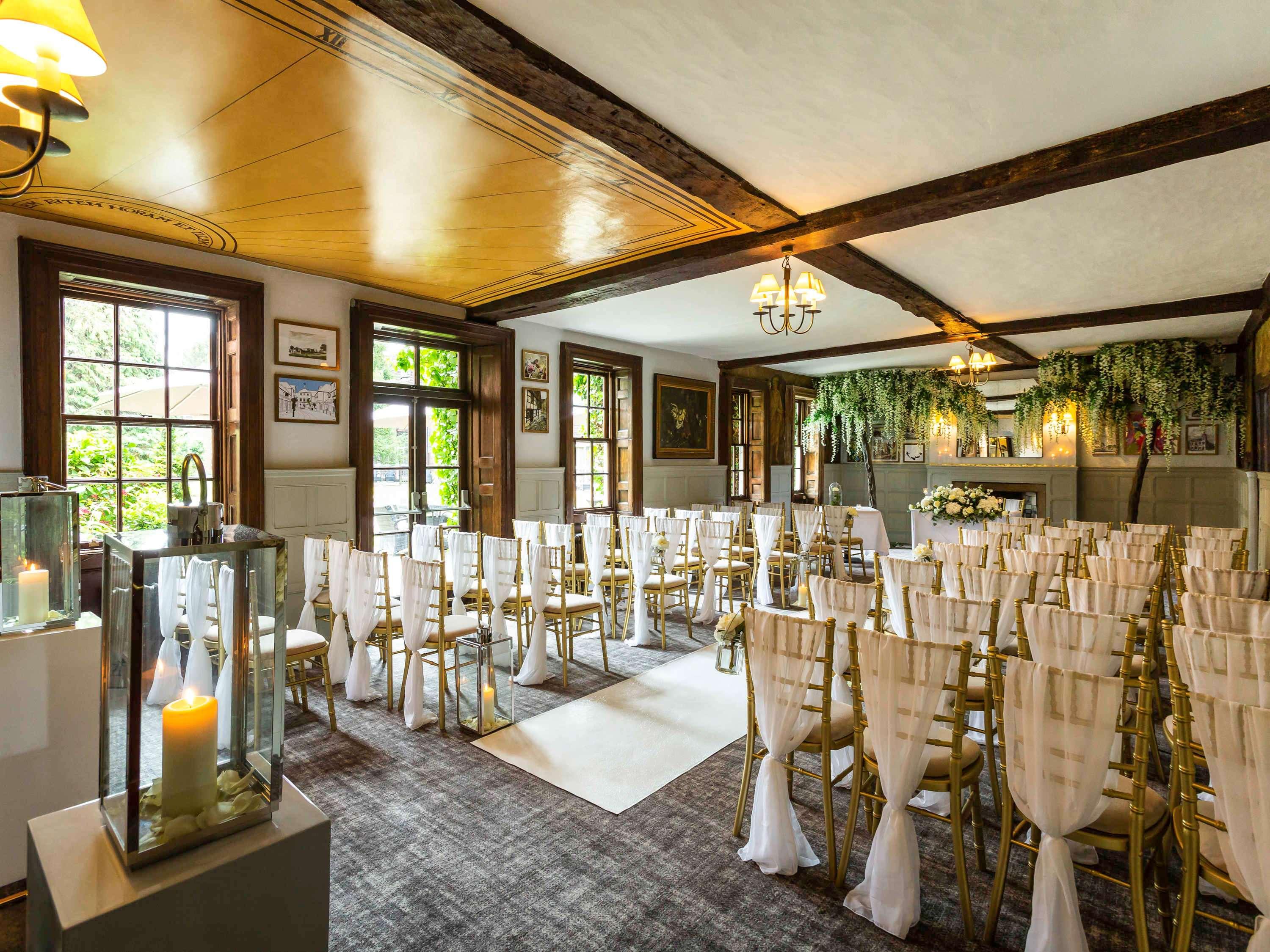Bush Hotel Farnham by null
