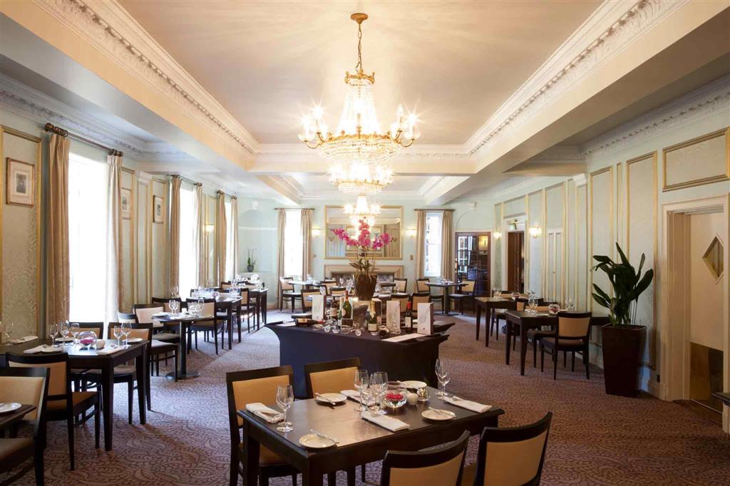 Bush Hotel Farnham
