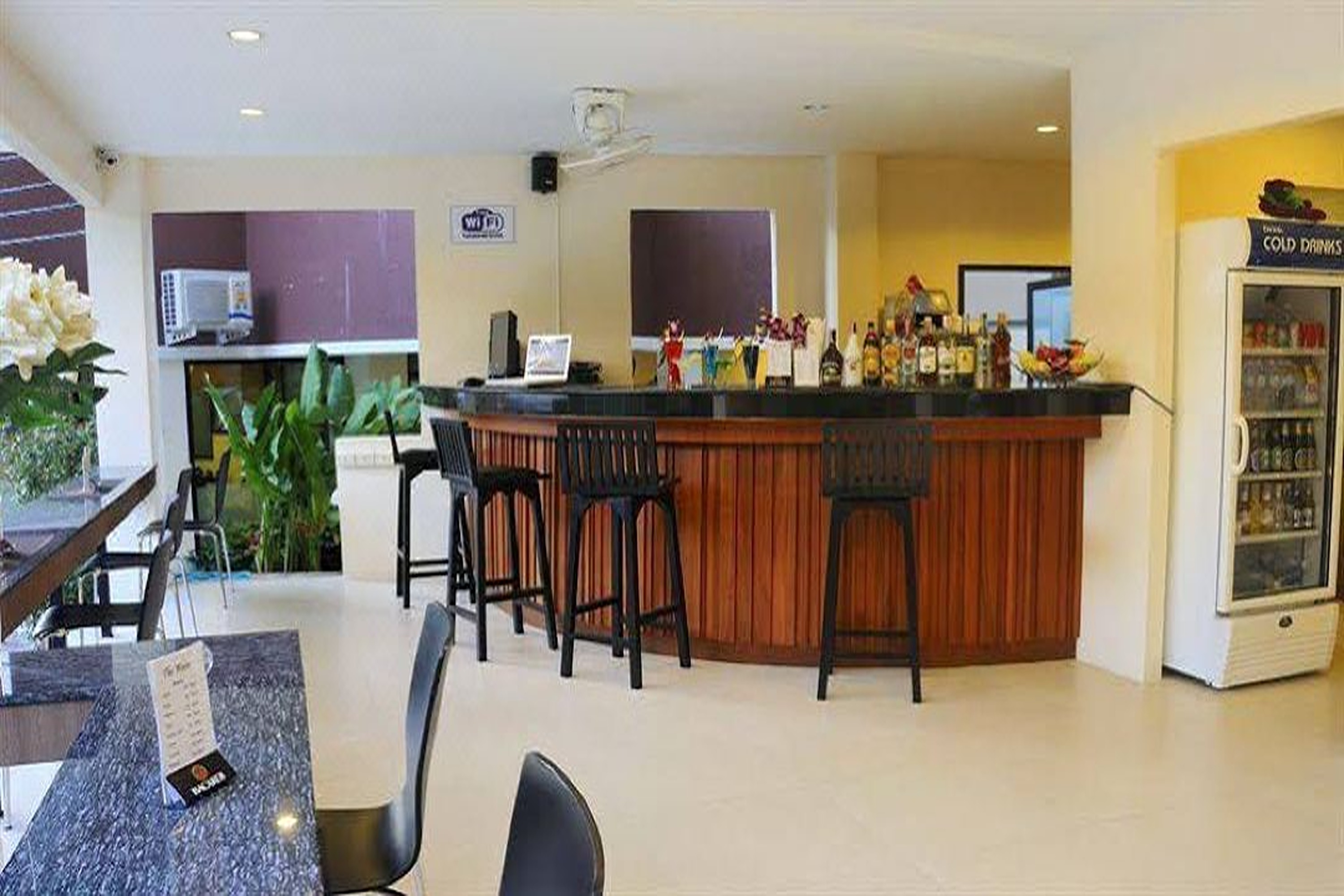The Wave Hotel Patong Sha