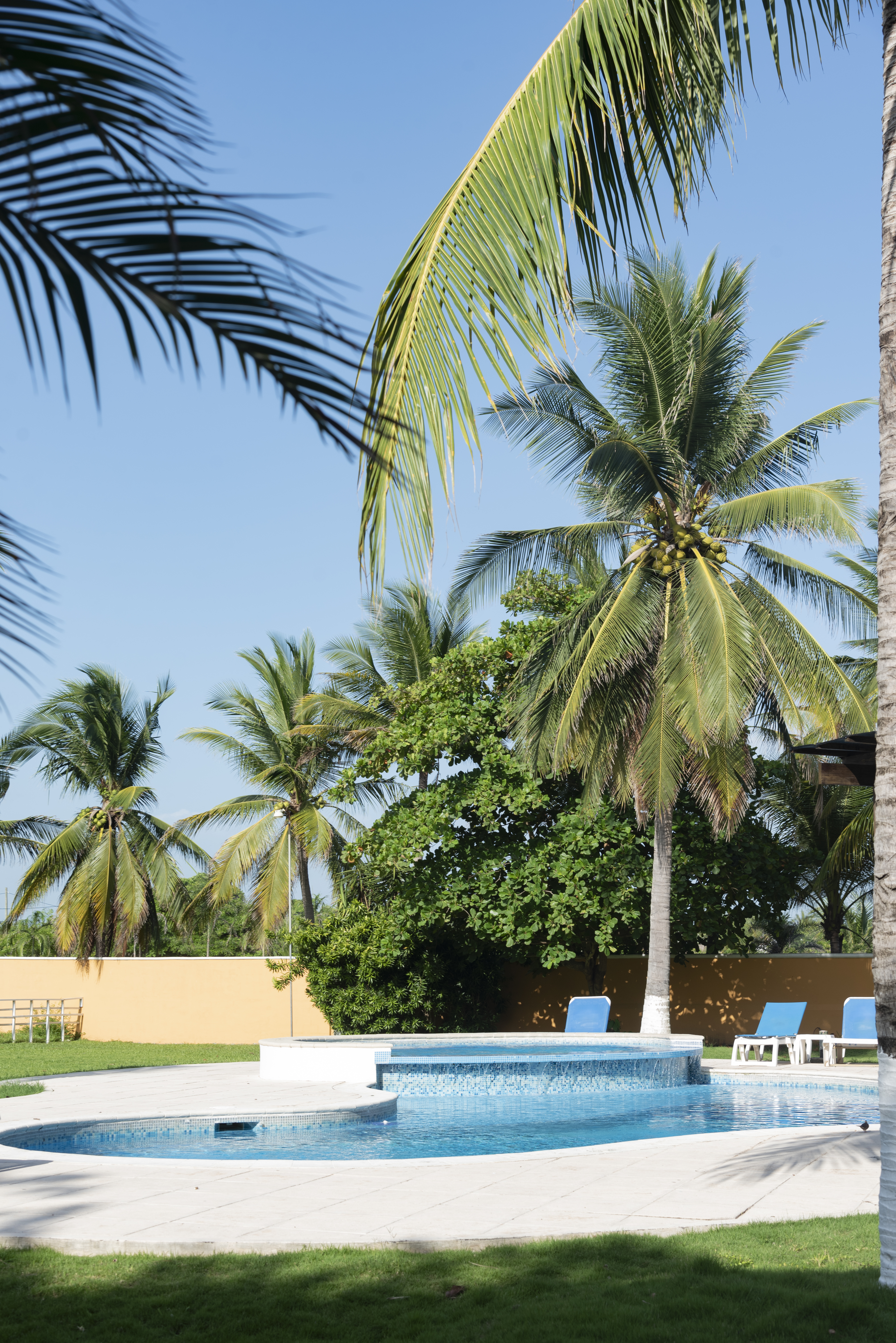 Pool 3, Cayman Suites, Taxisco