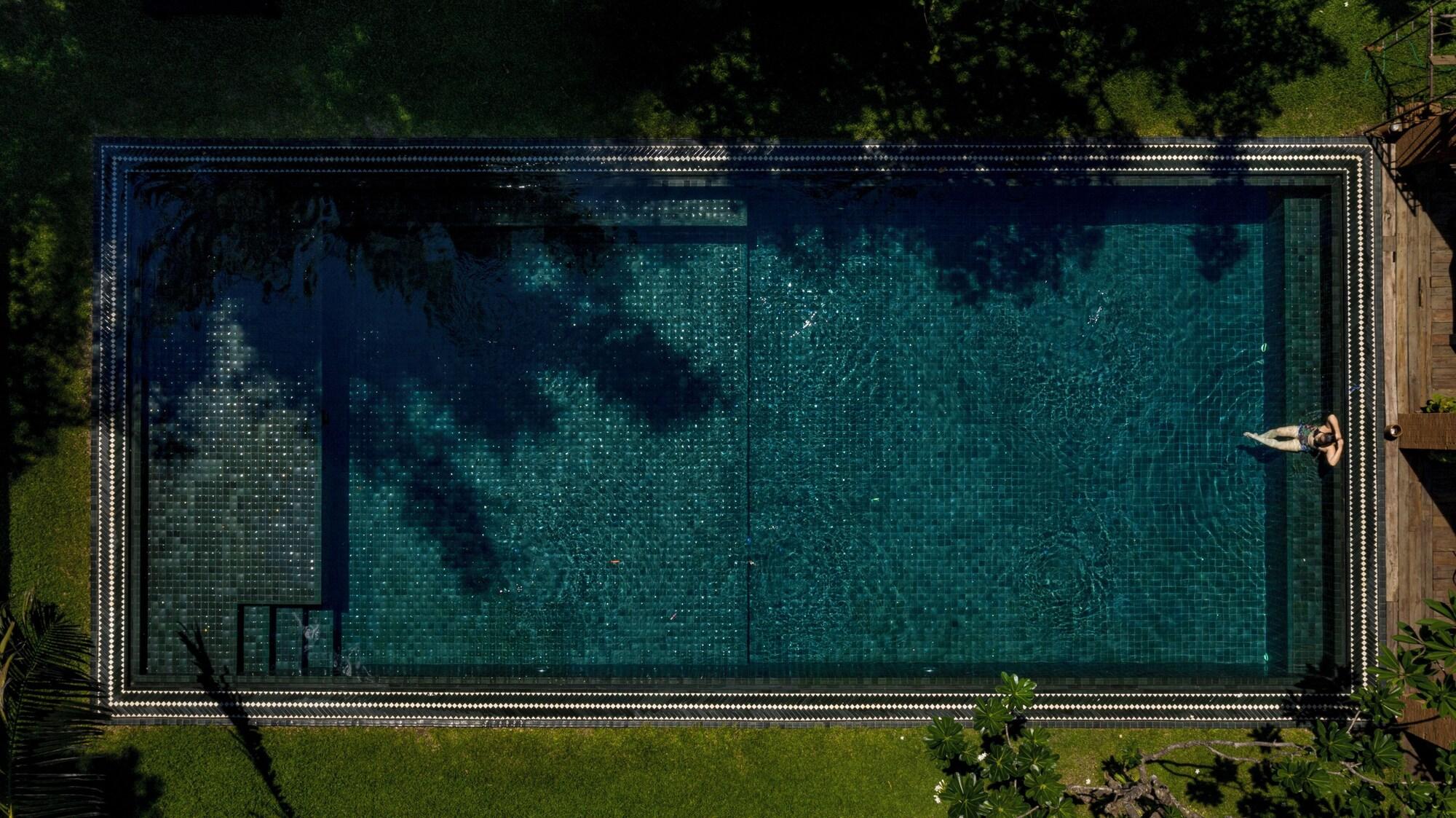 Chandra Residence