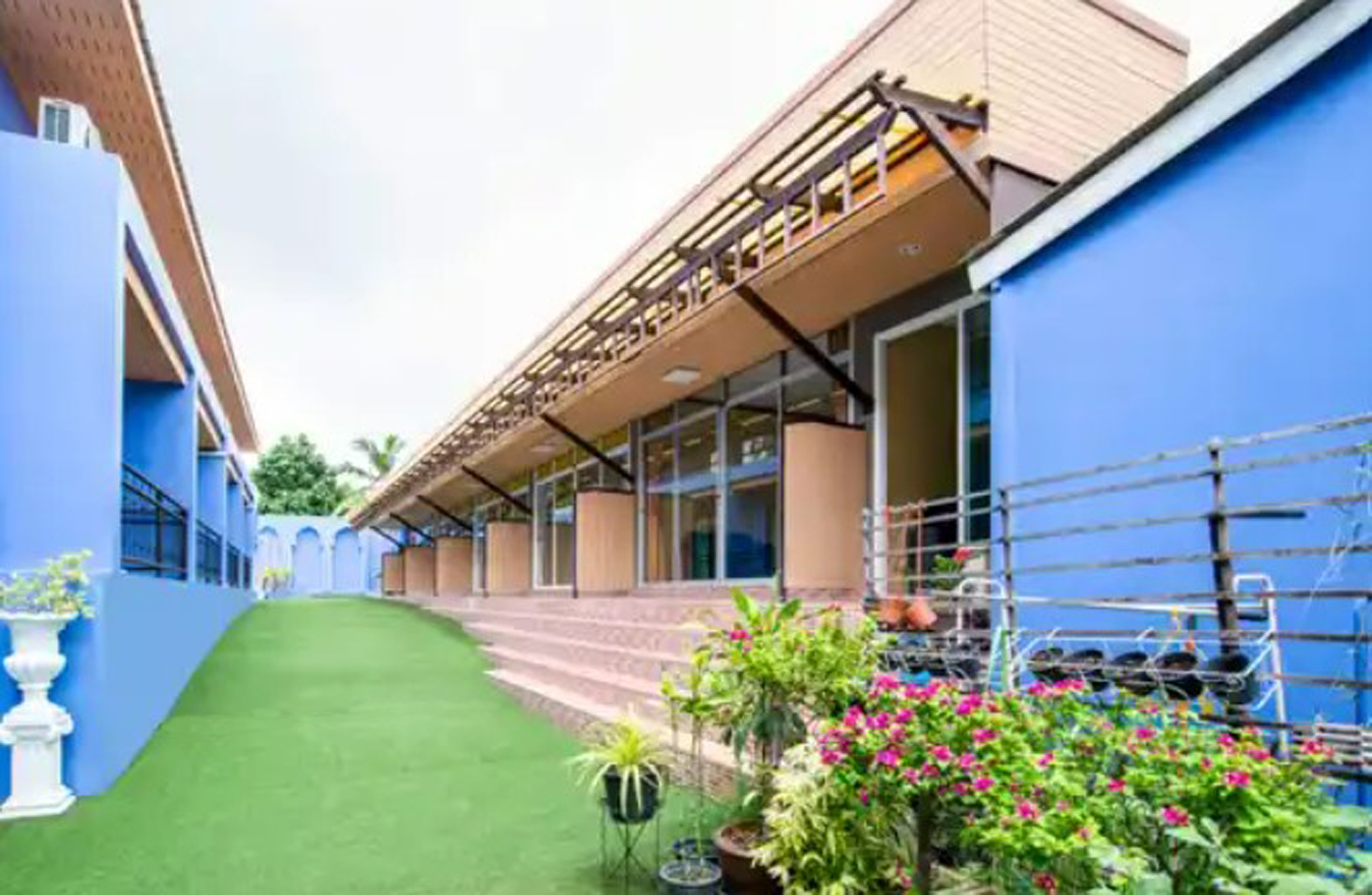 Tharaburi At Panwa - photo