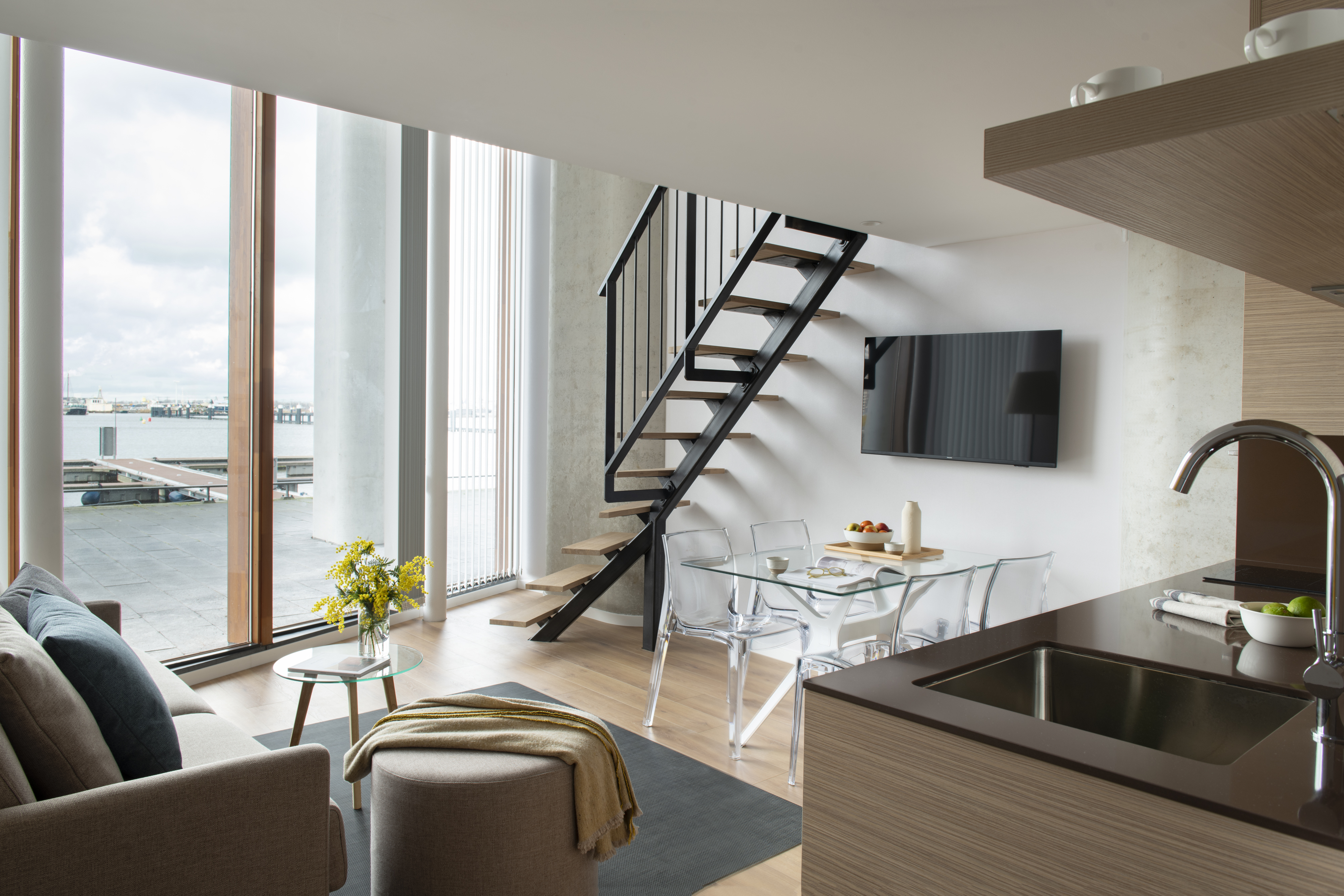 Eric Vokel Boutique Apartments - Riverfront Suites