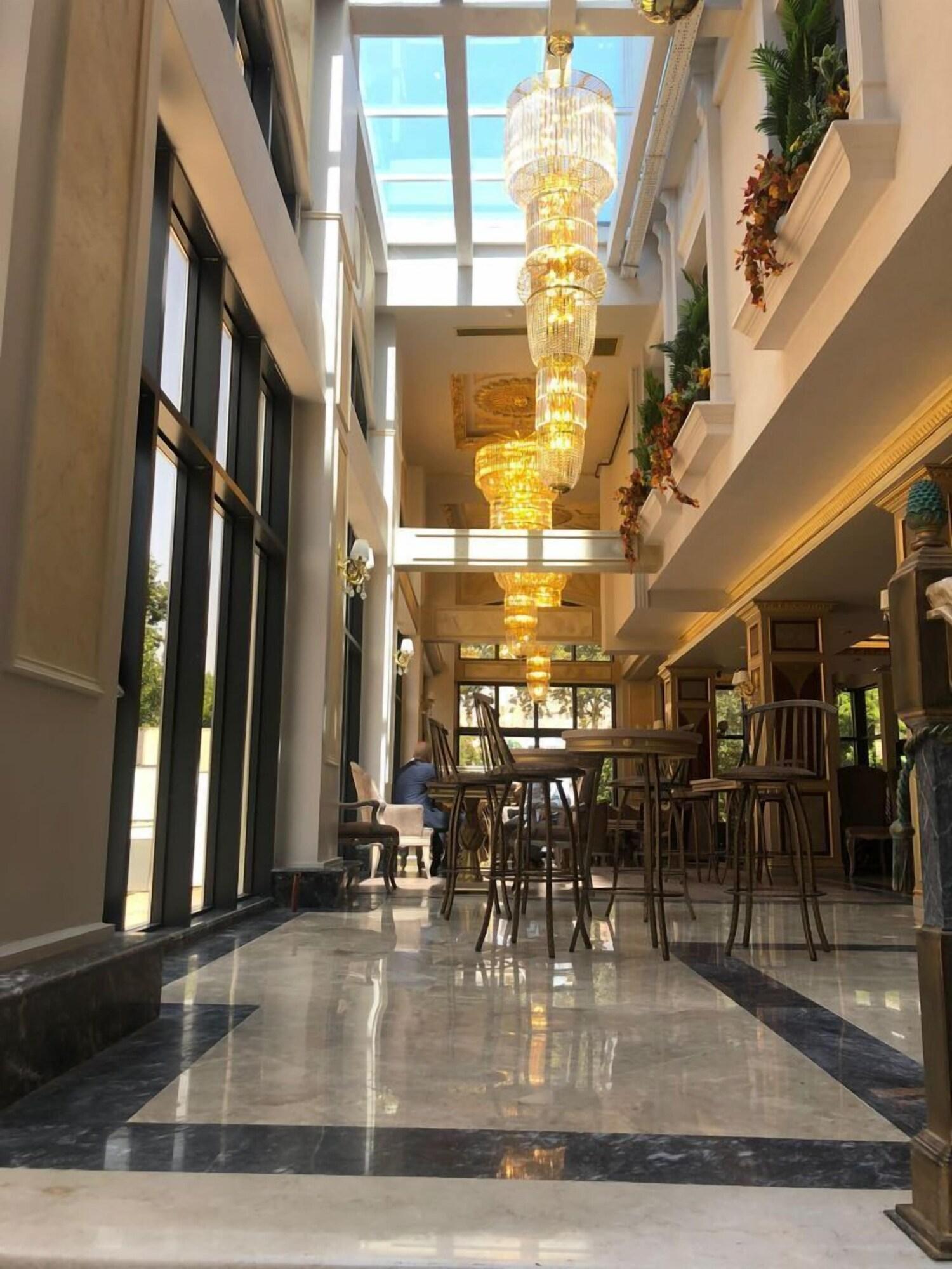 Golden Hill Hotel Downtown