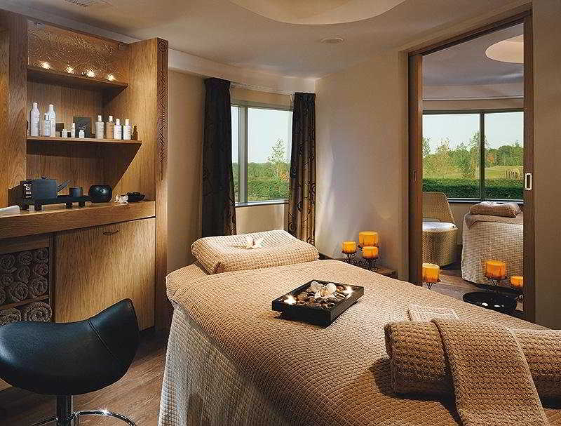 Fota Island Resort by null