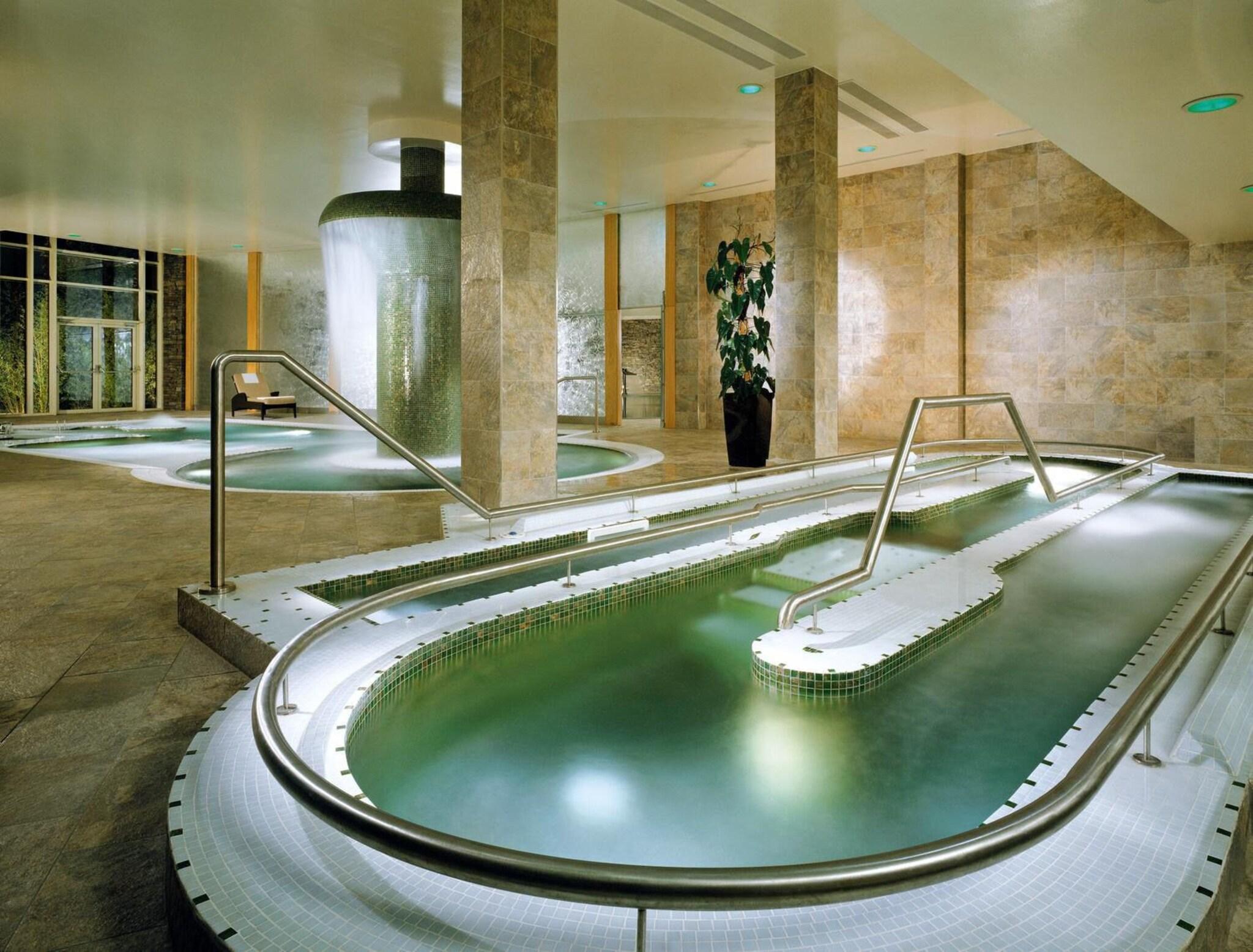 Fota Island Resort by null