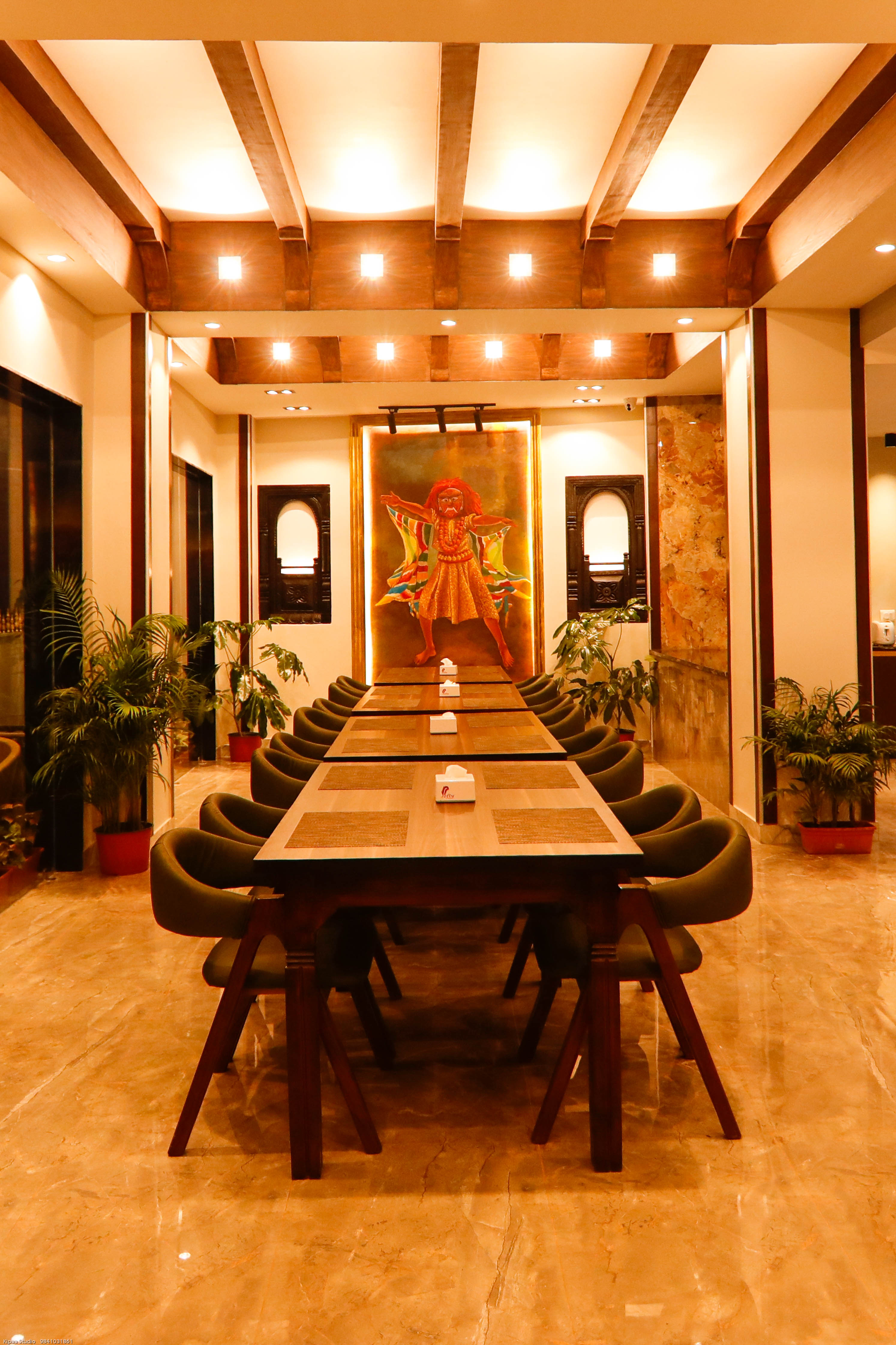 Lakhey Hotel