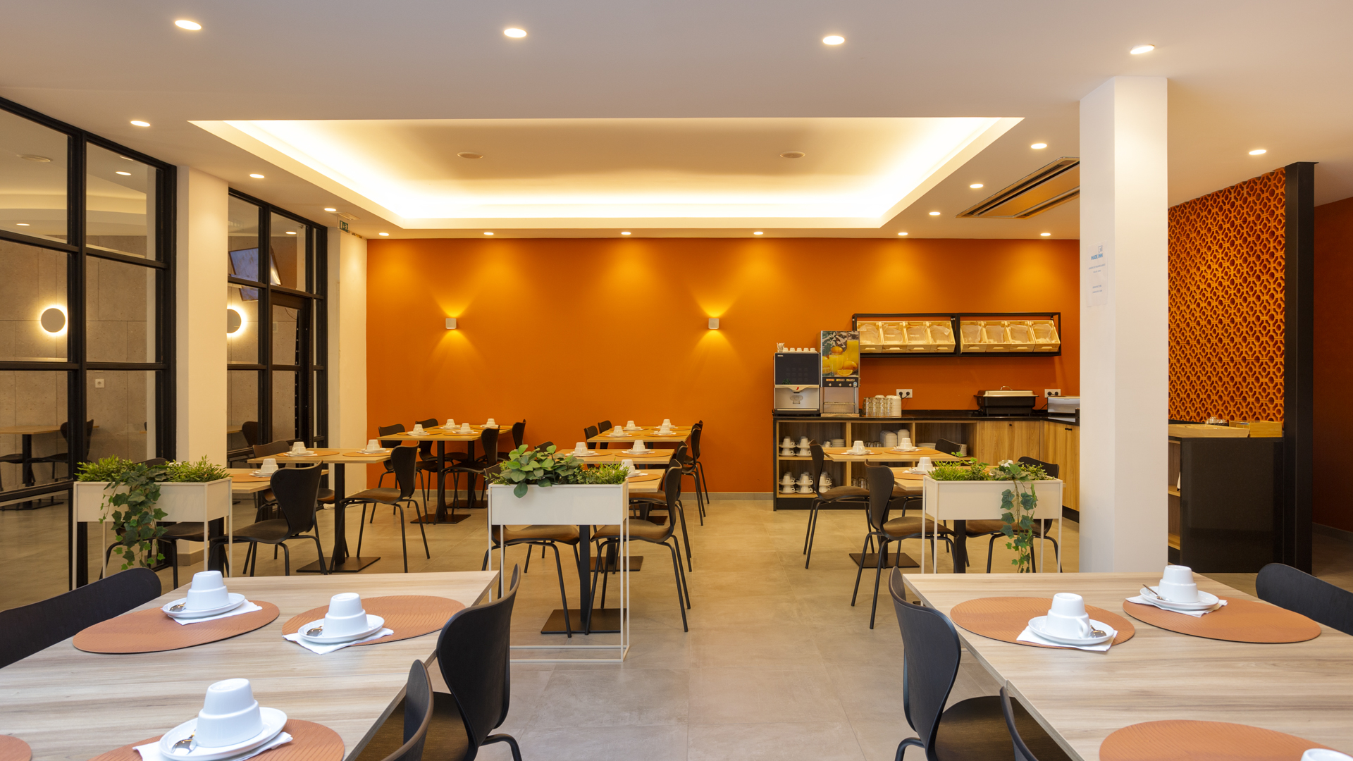 Made Inn Faro