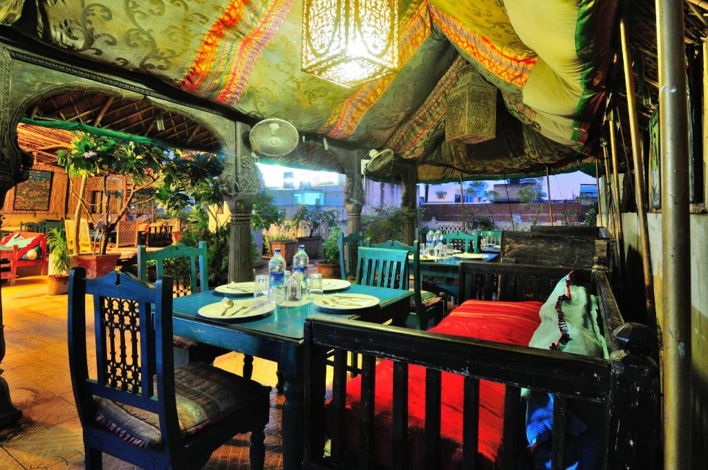 Jyoti Mahal A Heritage Hotel