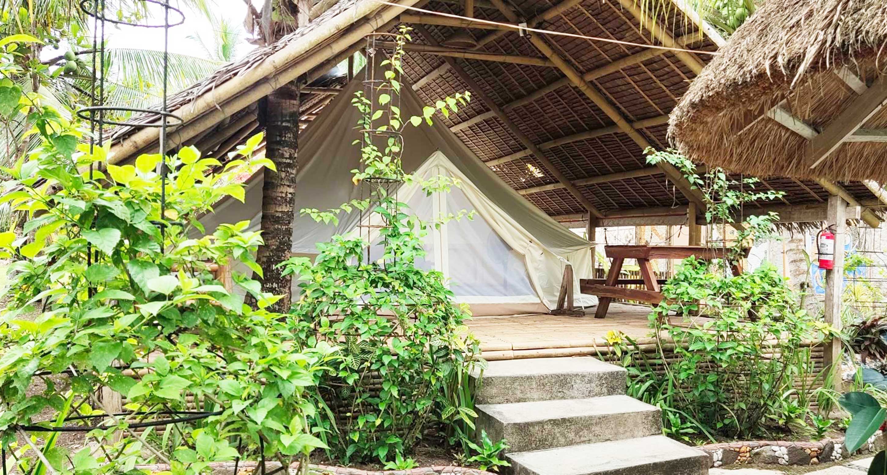 Eco-treehouse Glamping Services