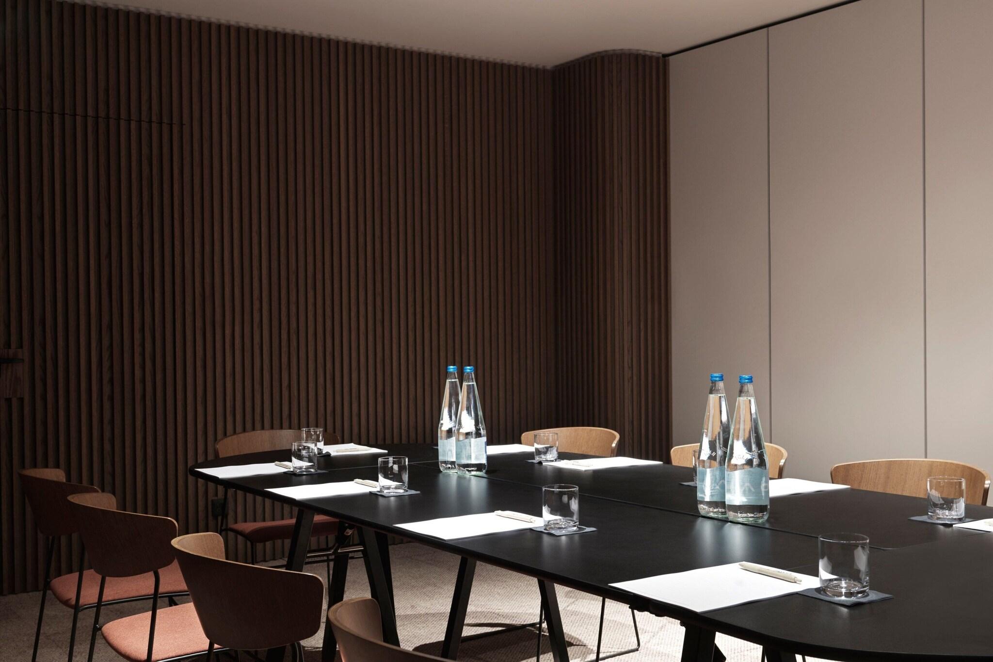 Monasty, Thessaloniki, Autograph Collection - photo