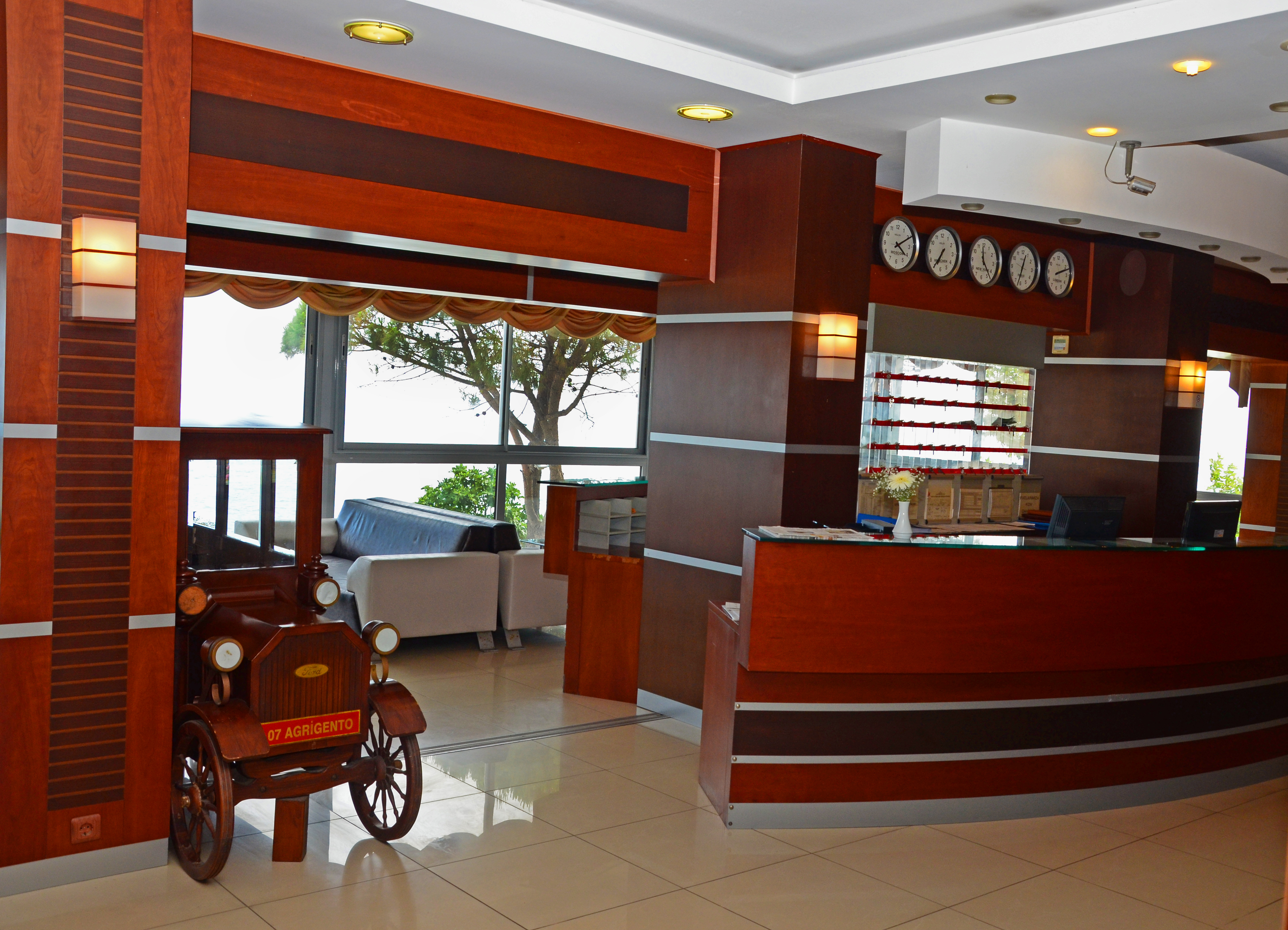 Lara Otel - фото